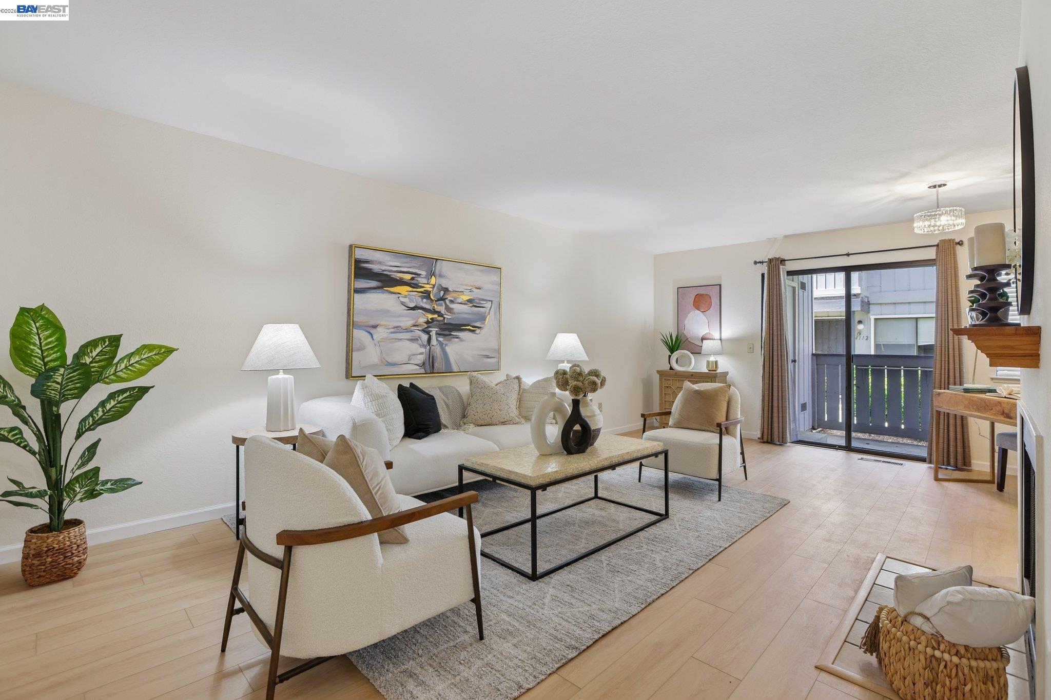 Photo #4: 41132842 Listing: Photo #4