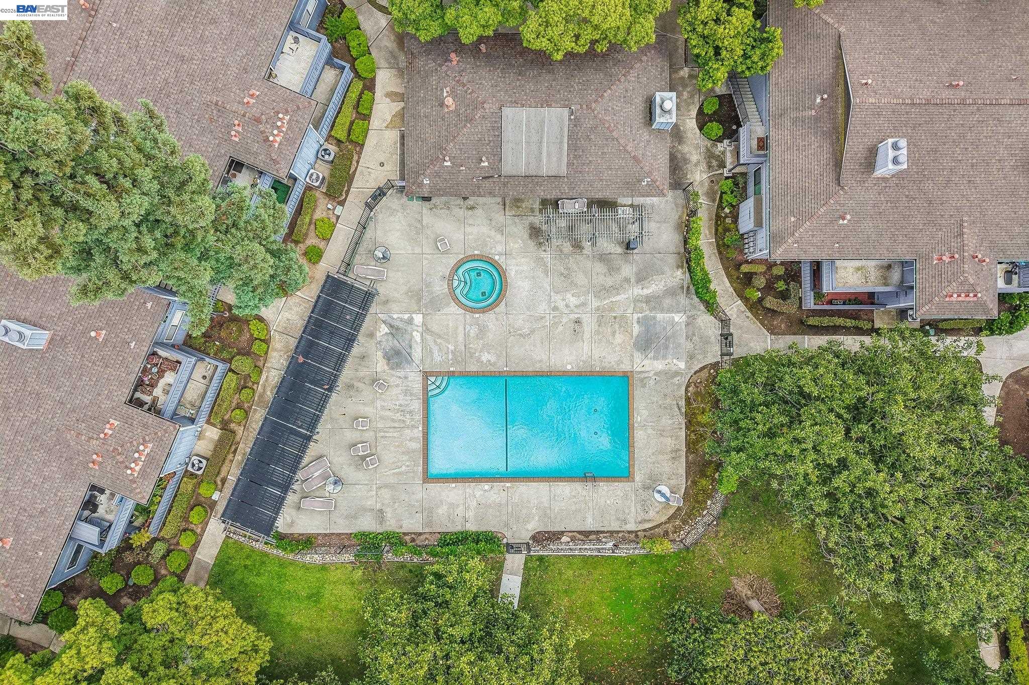 Photo #32: 41132842 Listing: Photo #32