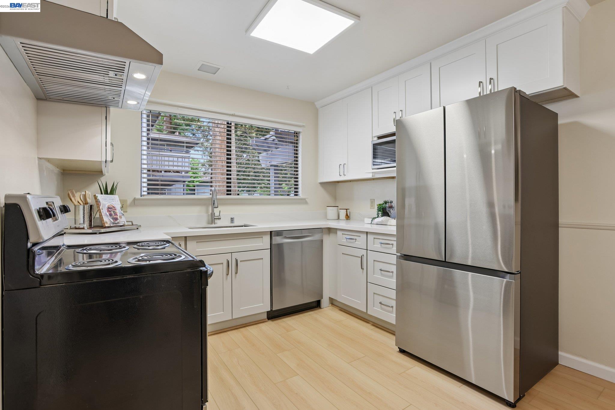 Photo #9: 41132842 Listing: Photo #9