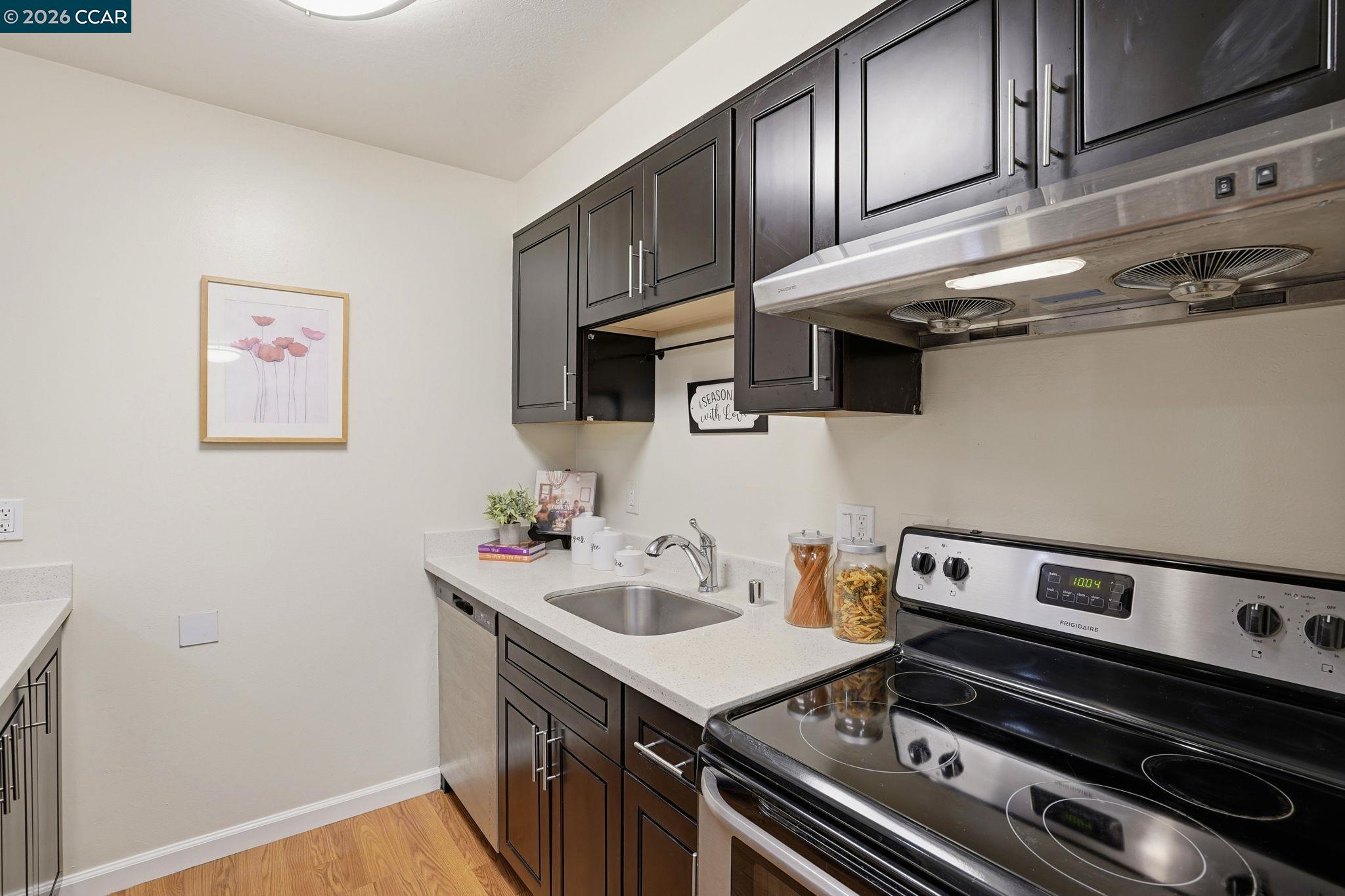 Photo #10: 41132850 Listing: Photo #10