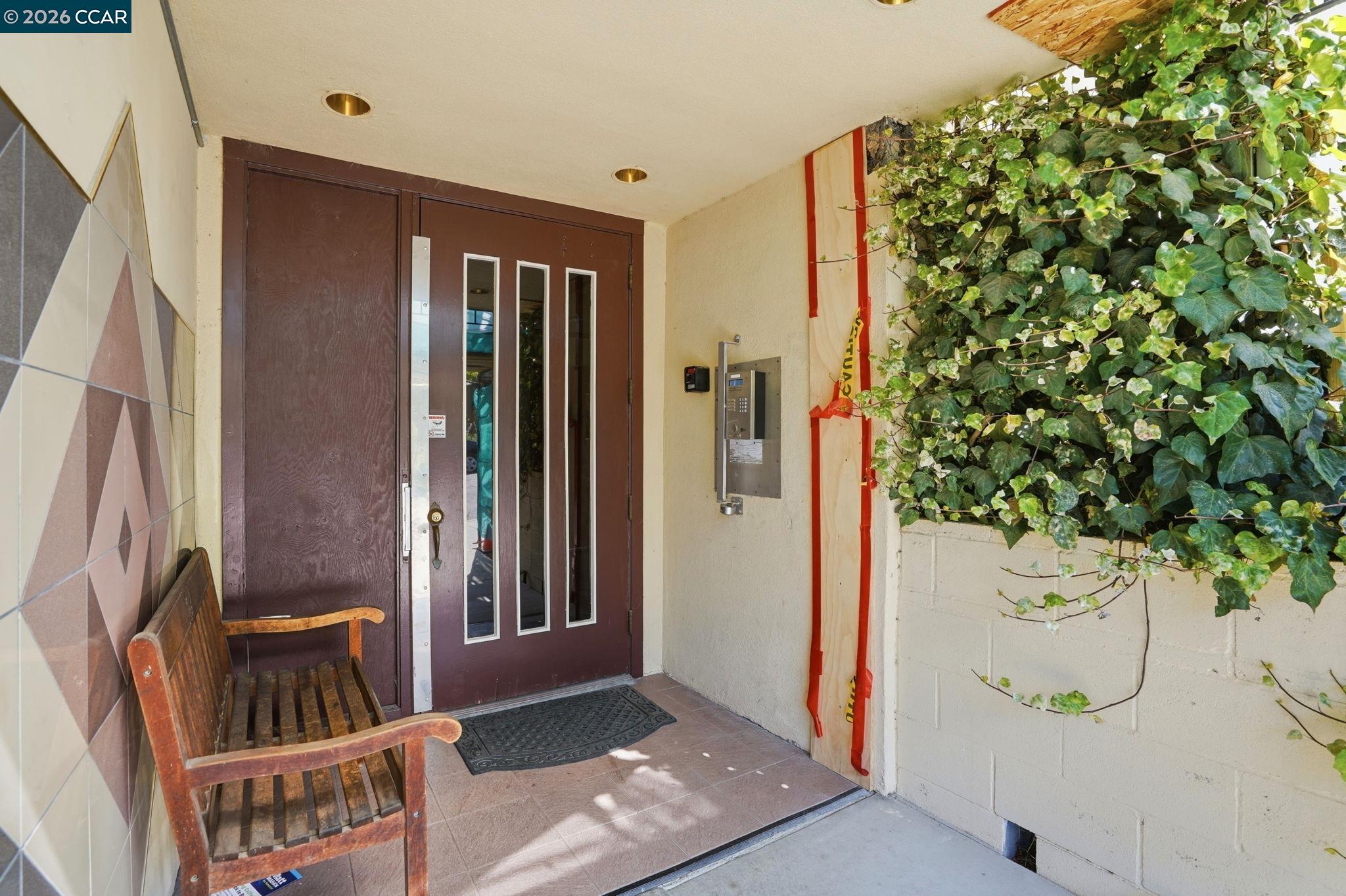 Photo #2: 41132850 Listing: Photo #2
