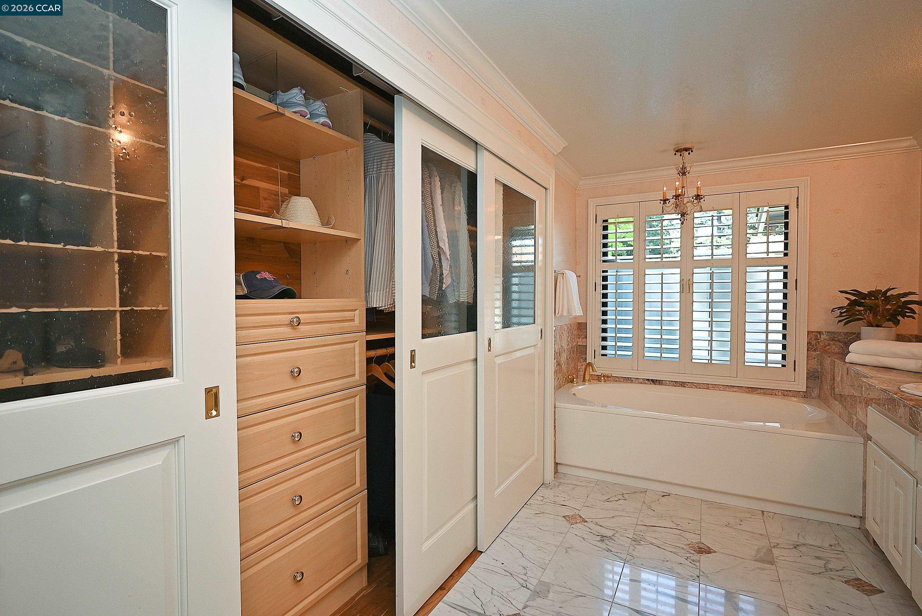 Photo #17: 41132853 Listing: Photo #17