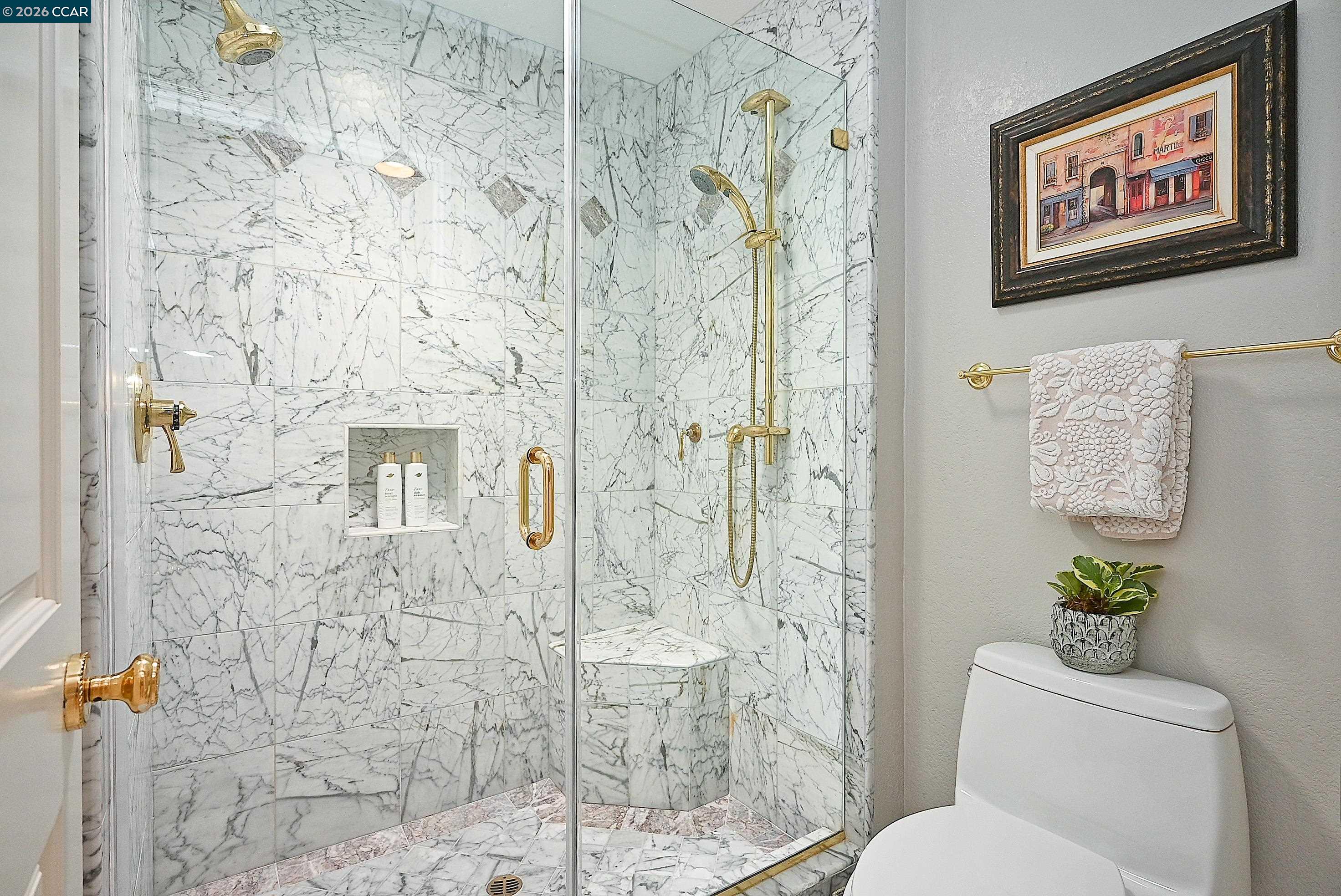 Photo #21: 41132853 Listing: Photo #21