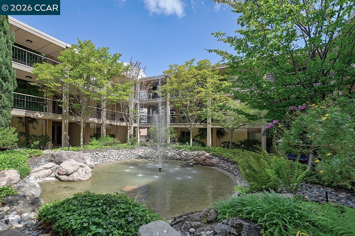 Photo #2: 41132862 Listing: Photo #2