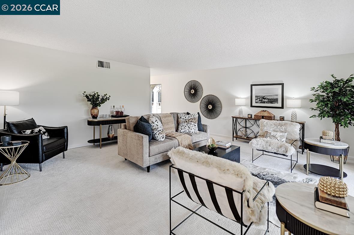 Photo #24: 41132862 Listing: Photo #24