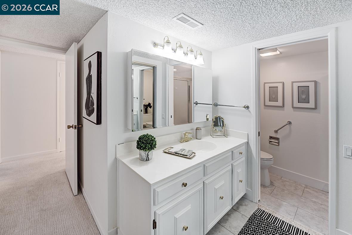 Photo #41: 41132862 Listing: Photo #41