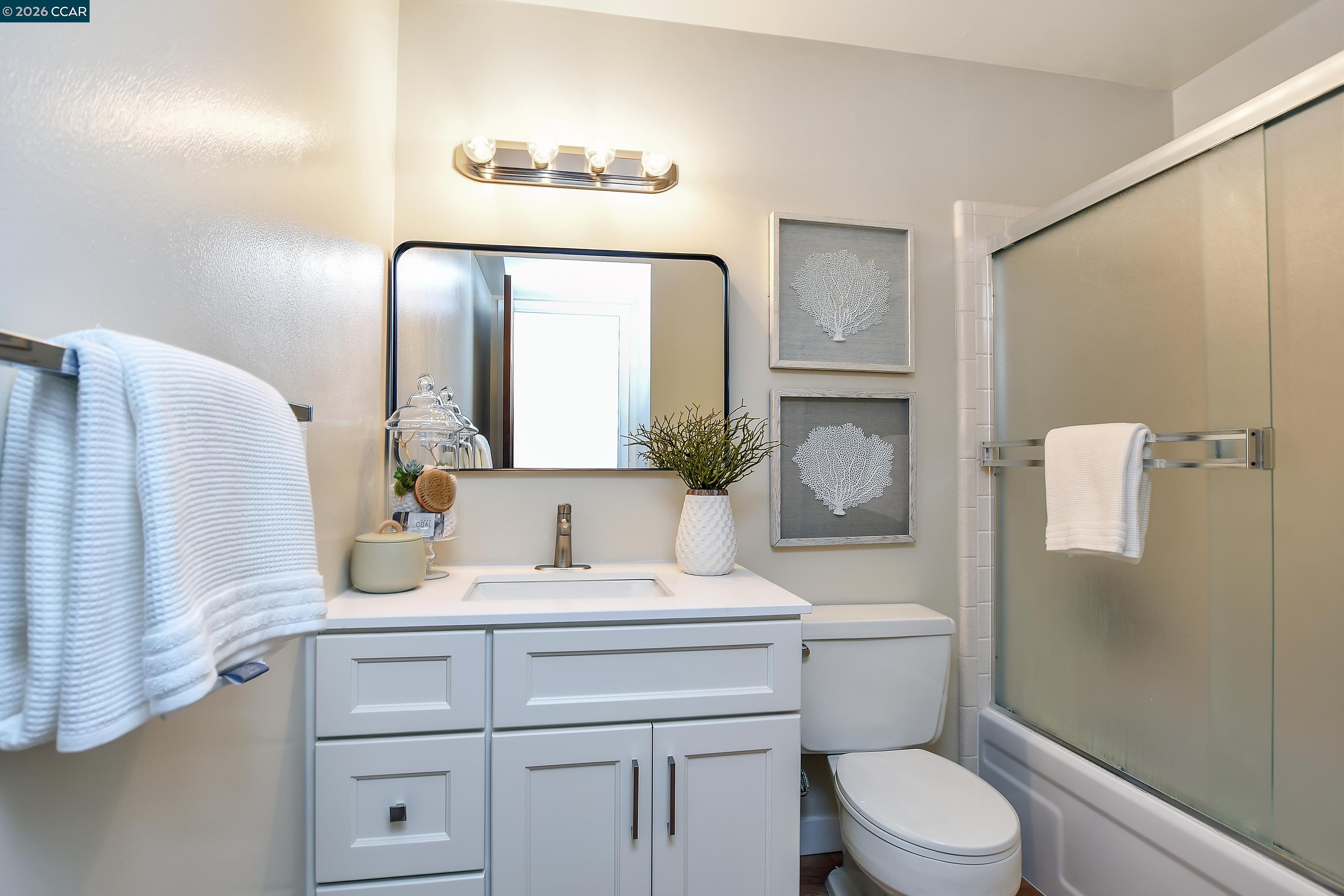 Photo #23: 41132867 Listing: Photo #23
