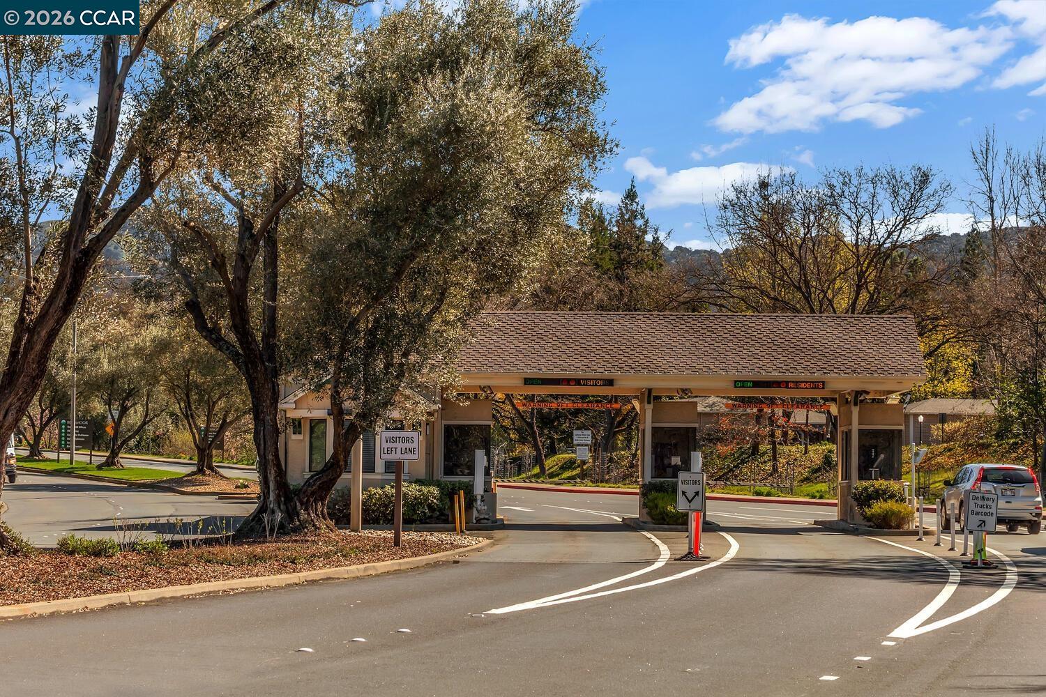 Photo #26: 41132872 Listing: Photo #26