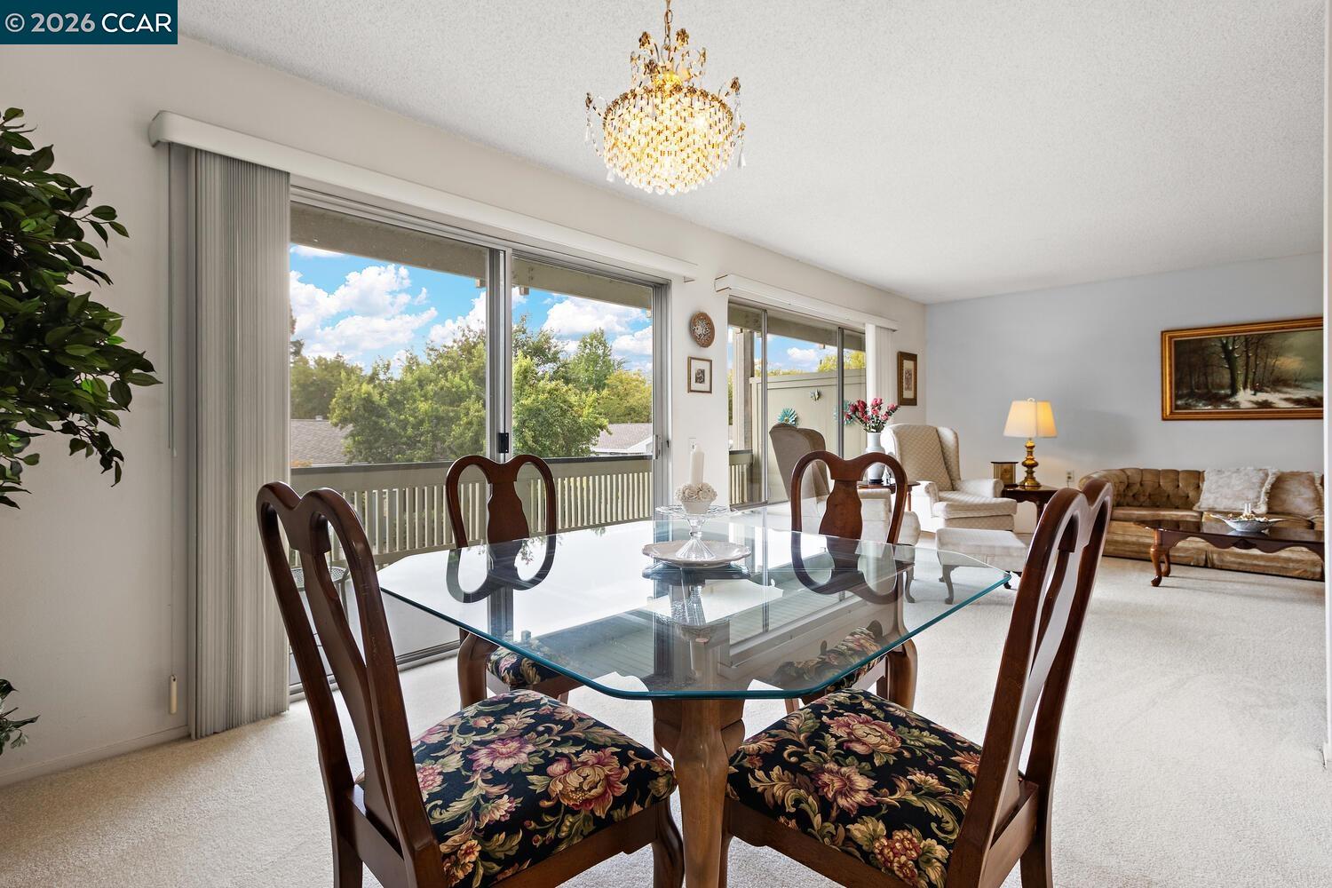 Photo #5: 41132872 Listing: Photo #5