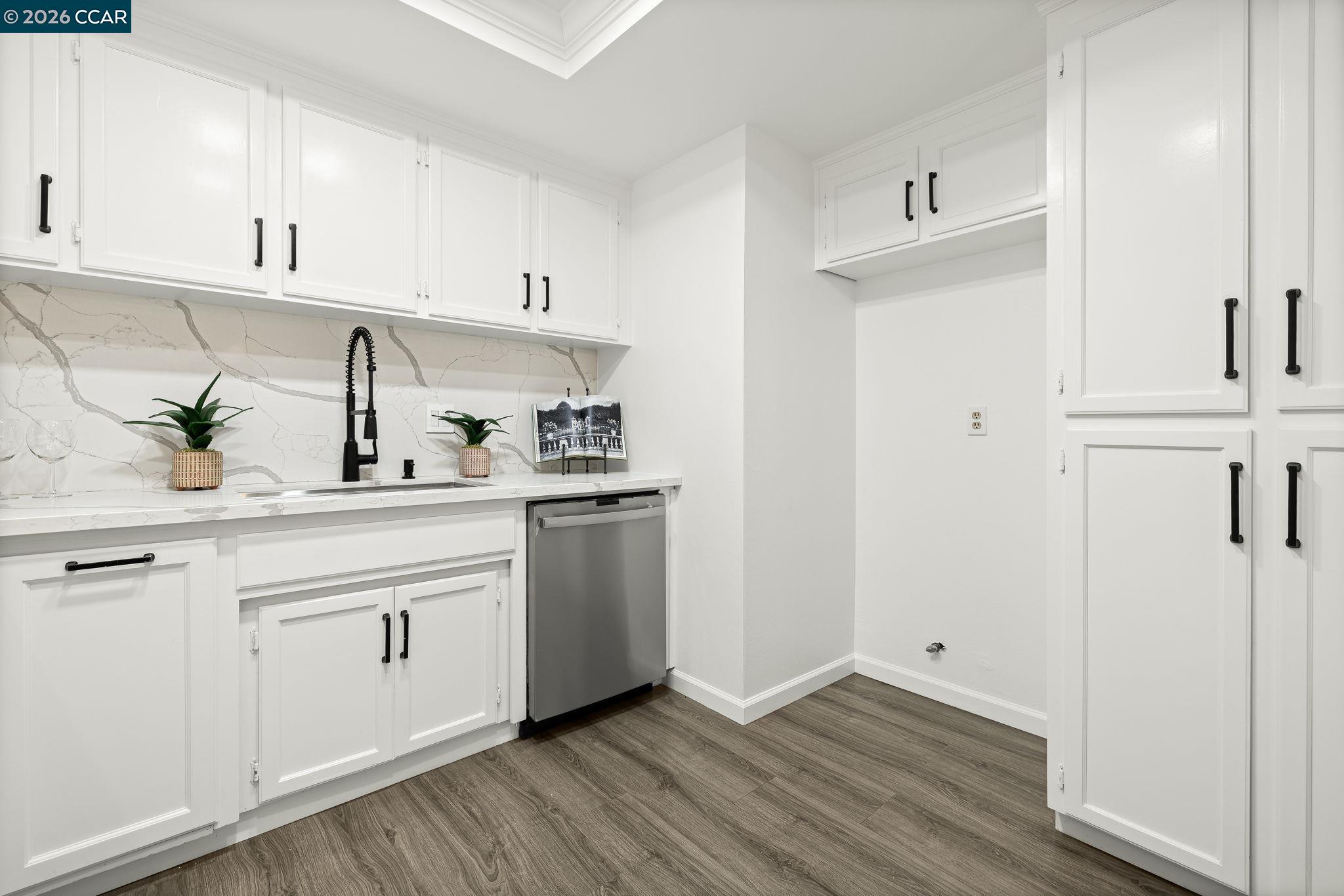 Photo #11: 41132880 Listing: Photo #11