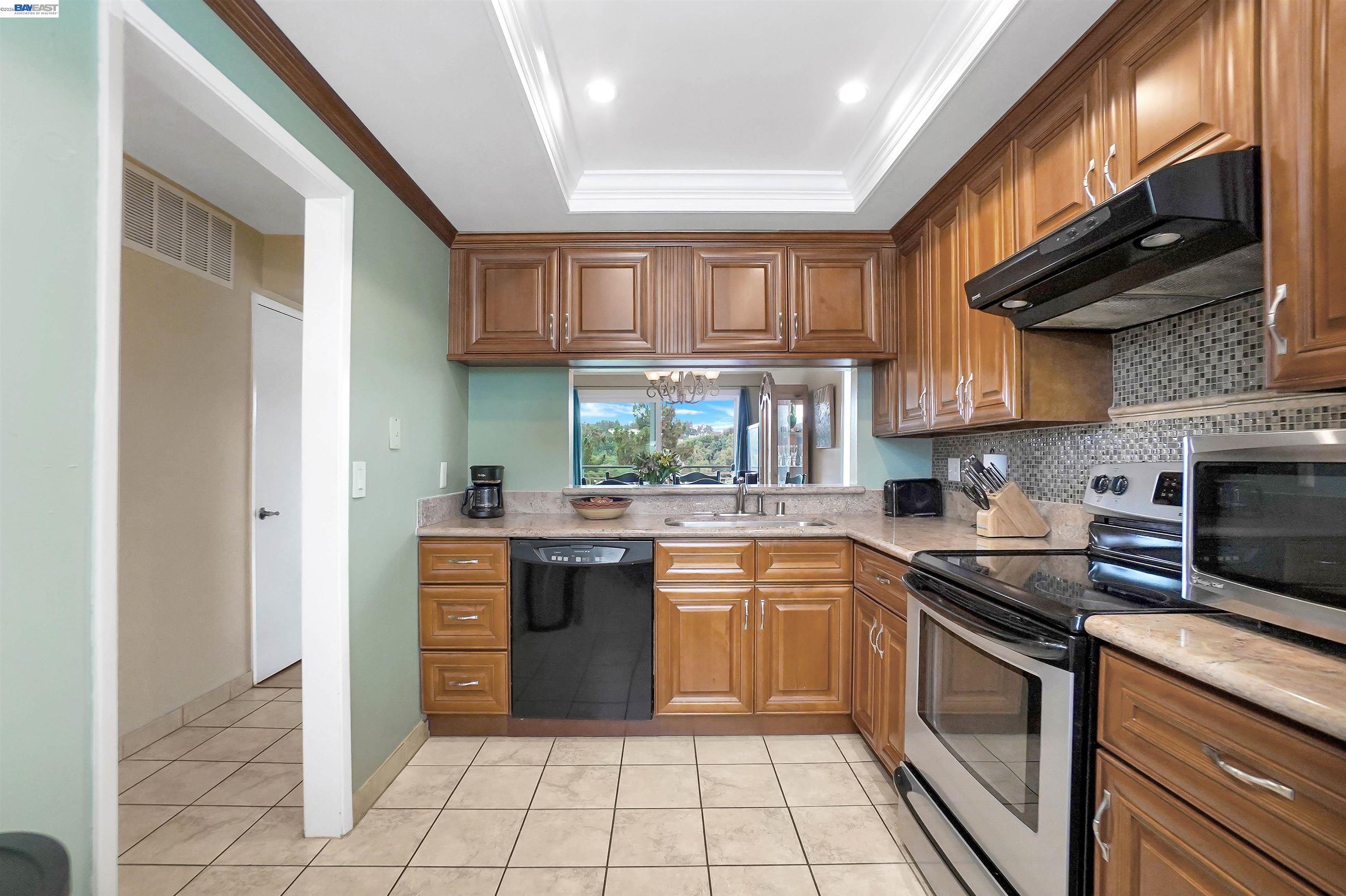 Photo #4: 41132884 Listing: Photo #4