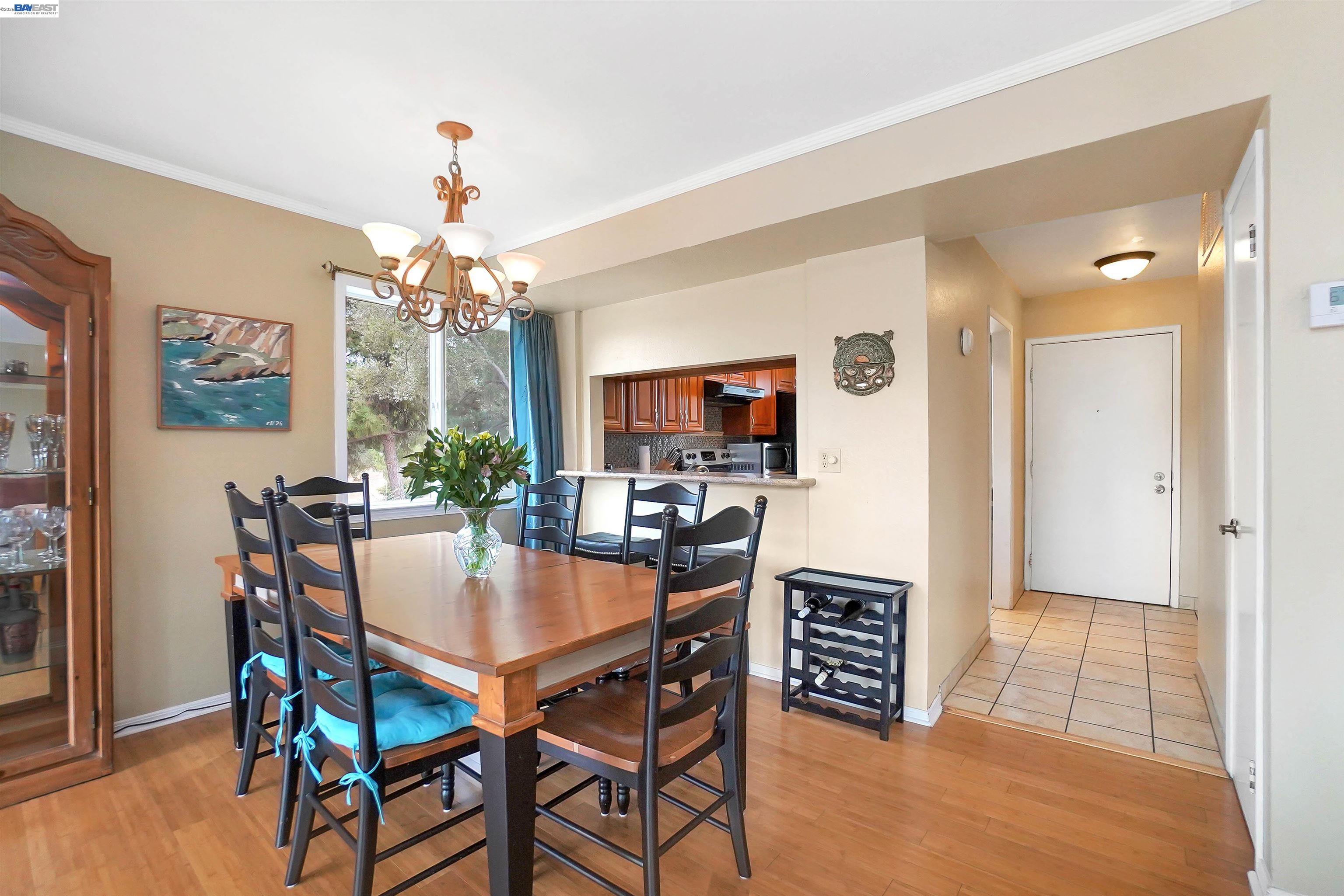 Photo #9: 41132884 Listing: Photo #9