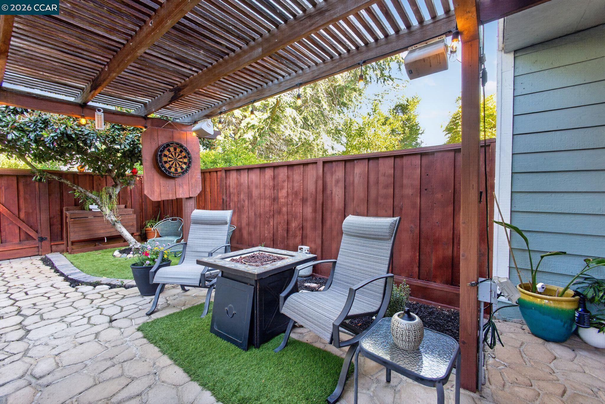 Photo #4: 41132899 Listing: Photo #4