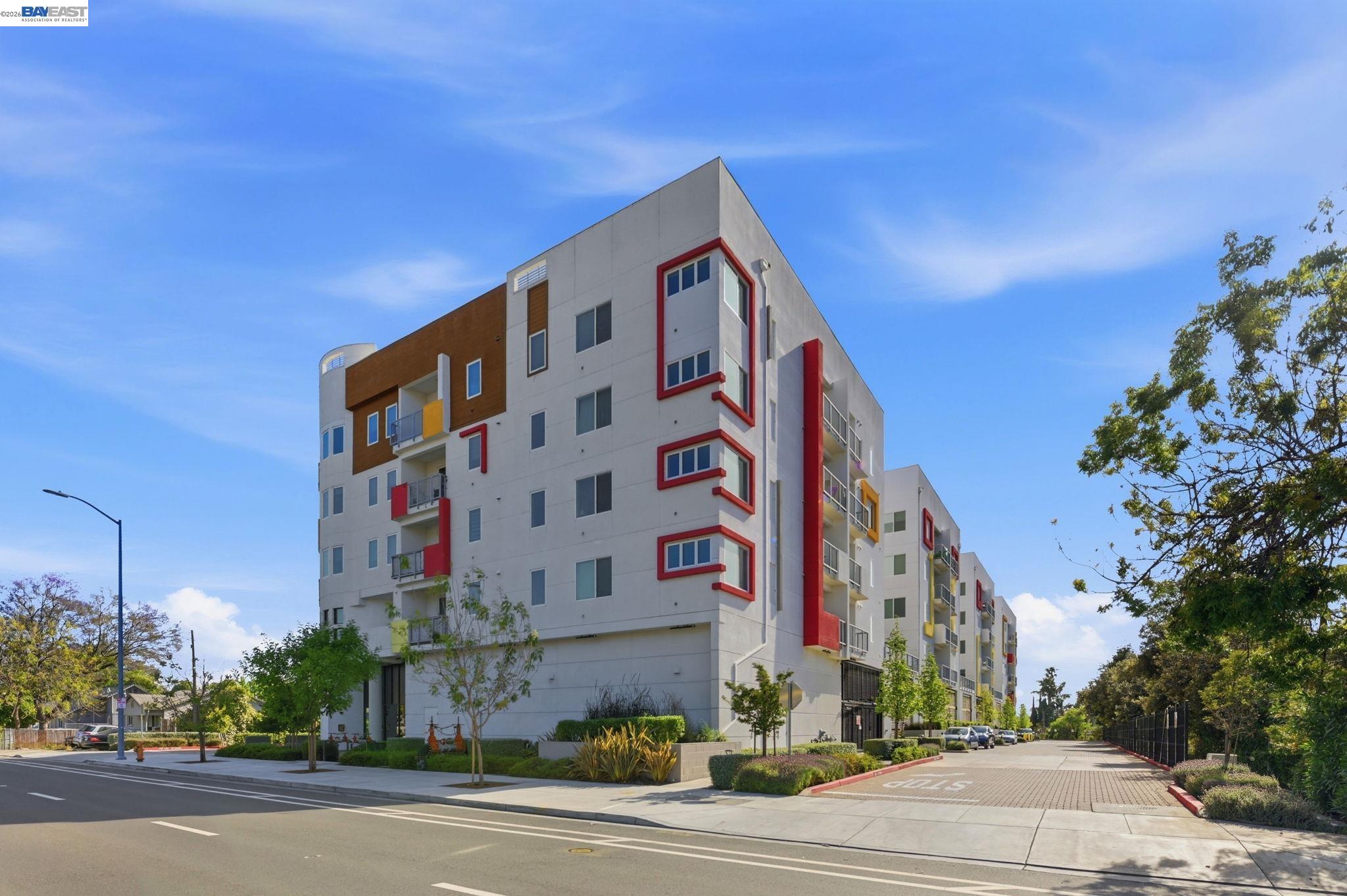 Photo #3: 41132901 Listing: Photo #3