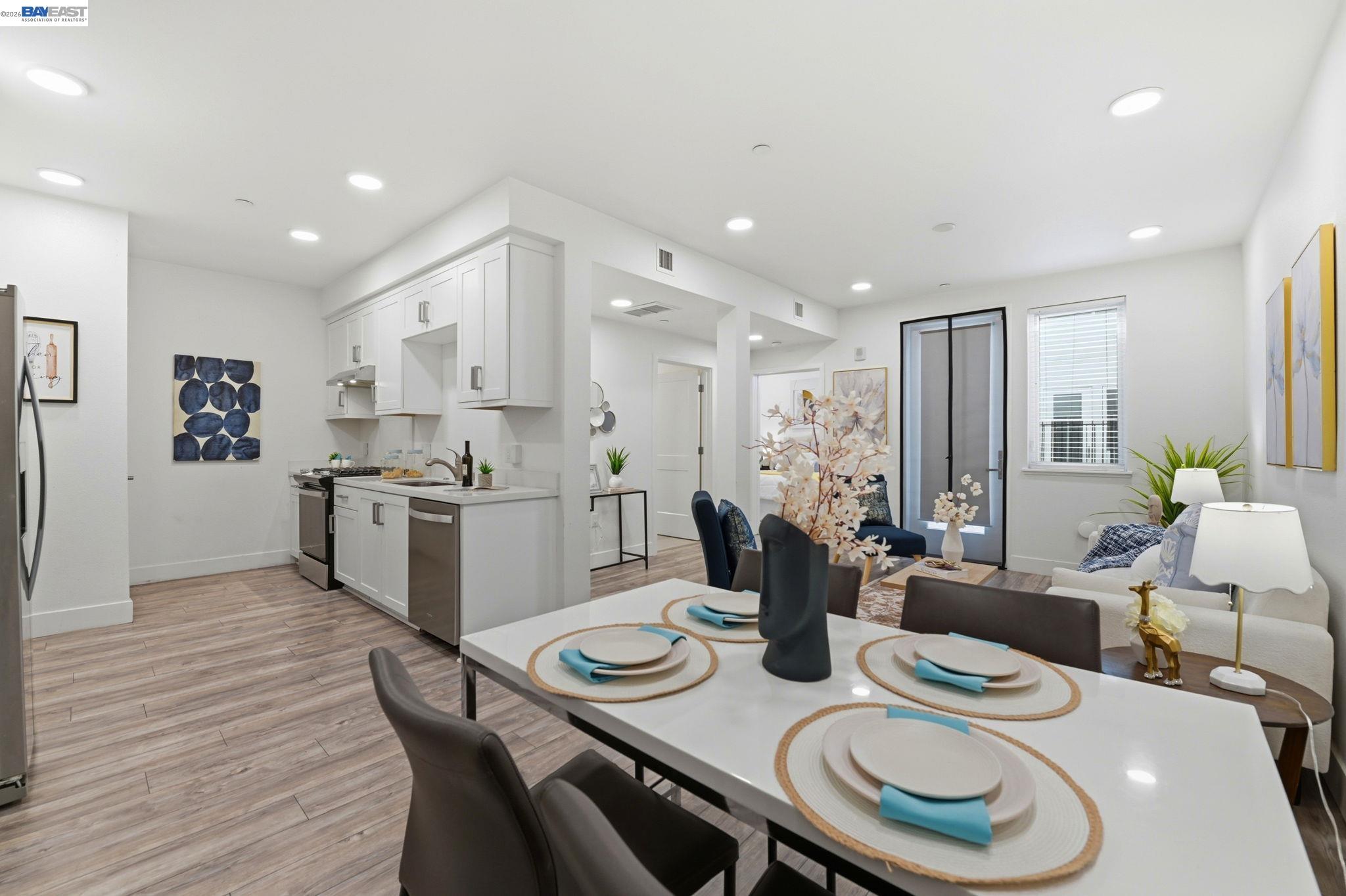 Photo #4: 41132901 Listing: Photo #4