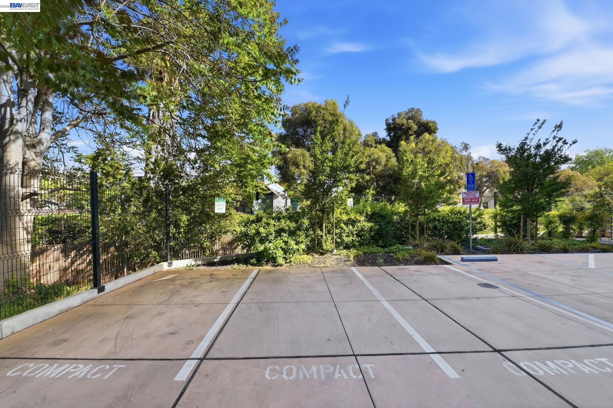 Photo #41: 41132901 Listing: Photo #41