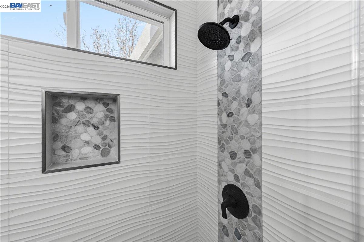 Photo #21: 41132902 Listing: Photo #21