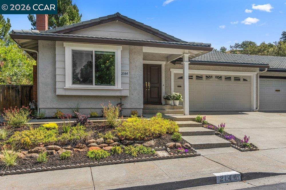 Photo #1: 41132905 Listing: Photo #1