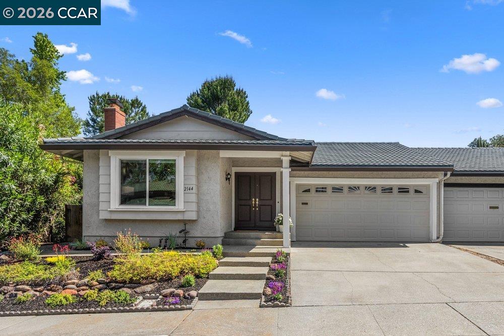 Photo #2: 41132905 Listing: Photo #2