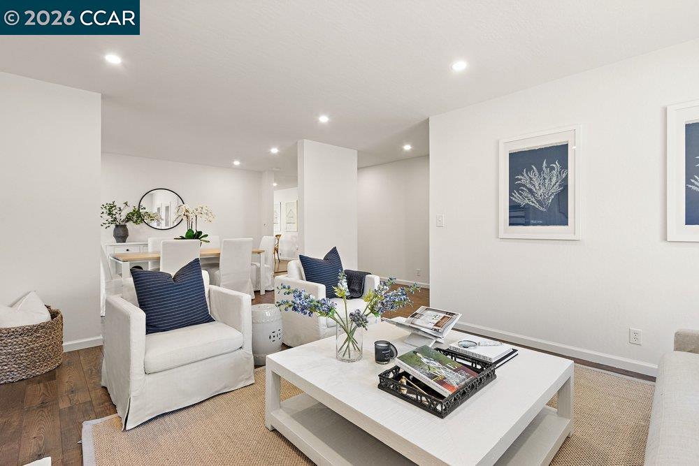 Photo #5: 41132905 Listing: Photo #5