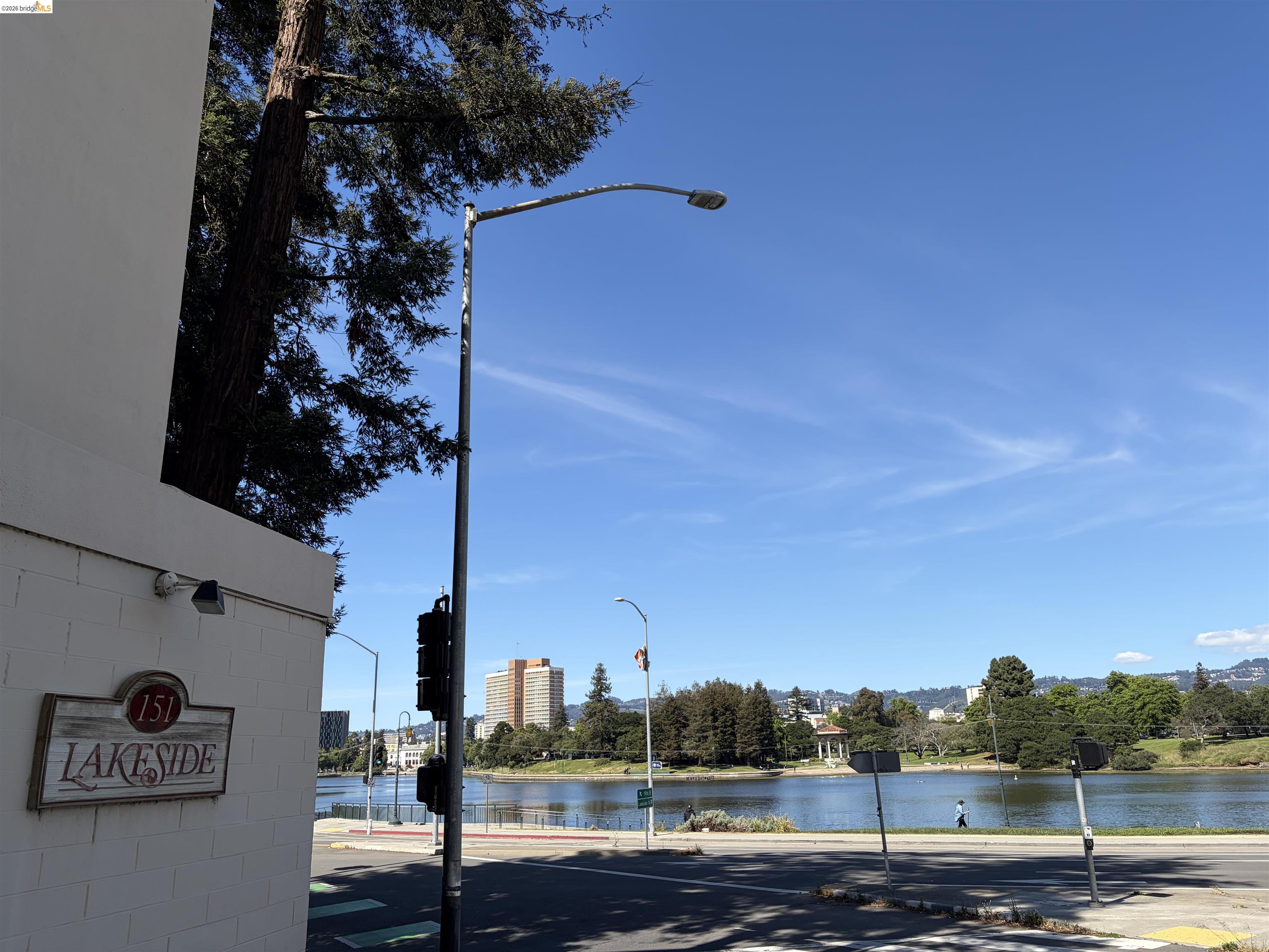 Photo #2: 41132930 Listing: Photo #2