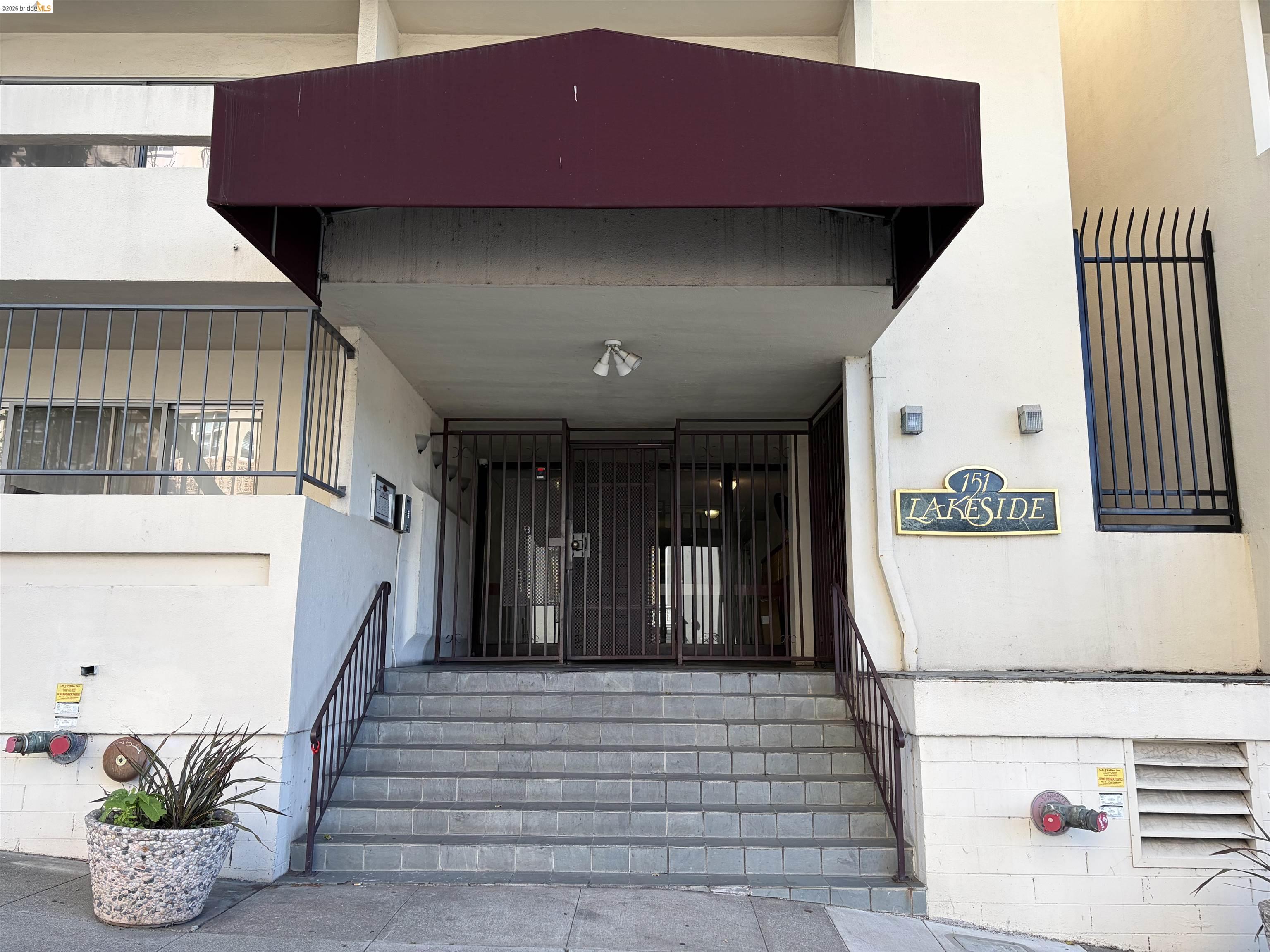 Photo #5: 41132930 Listing: Photo #5