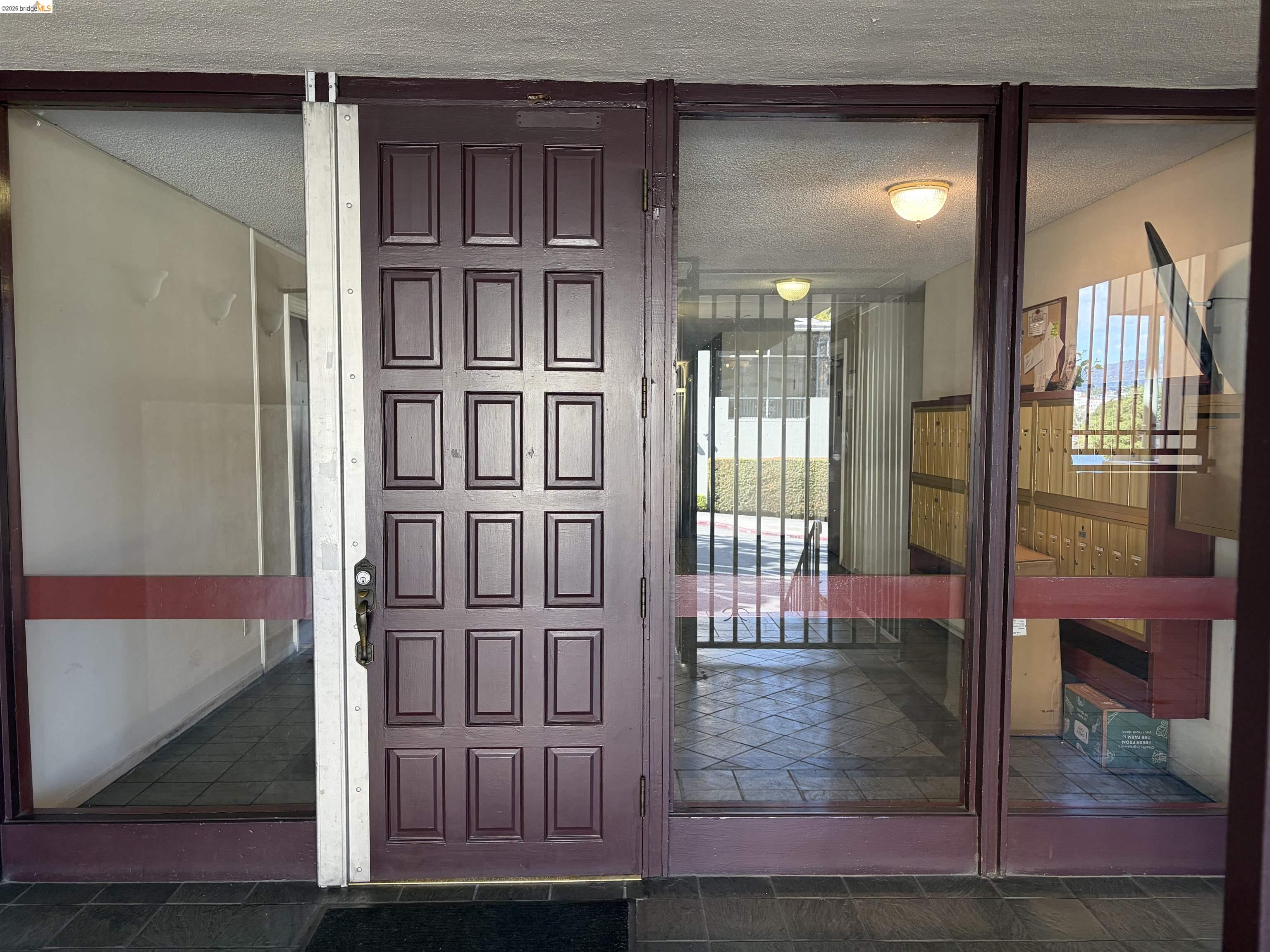 Photo #6: 41132930 Listing: Photo #6