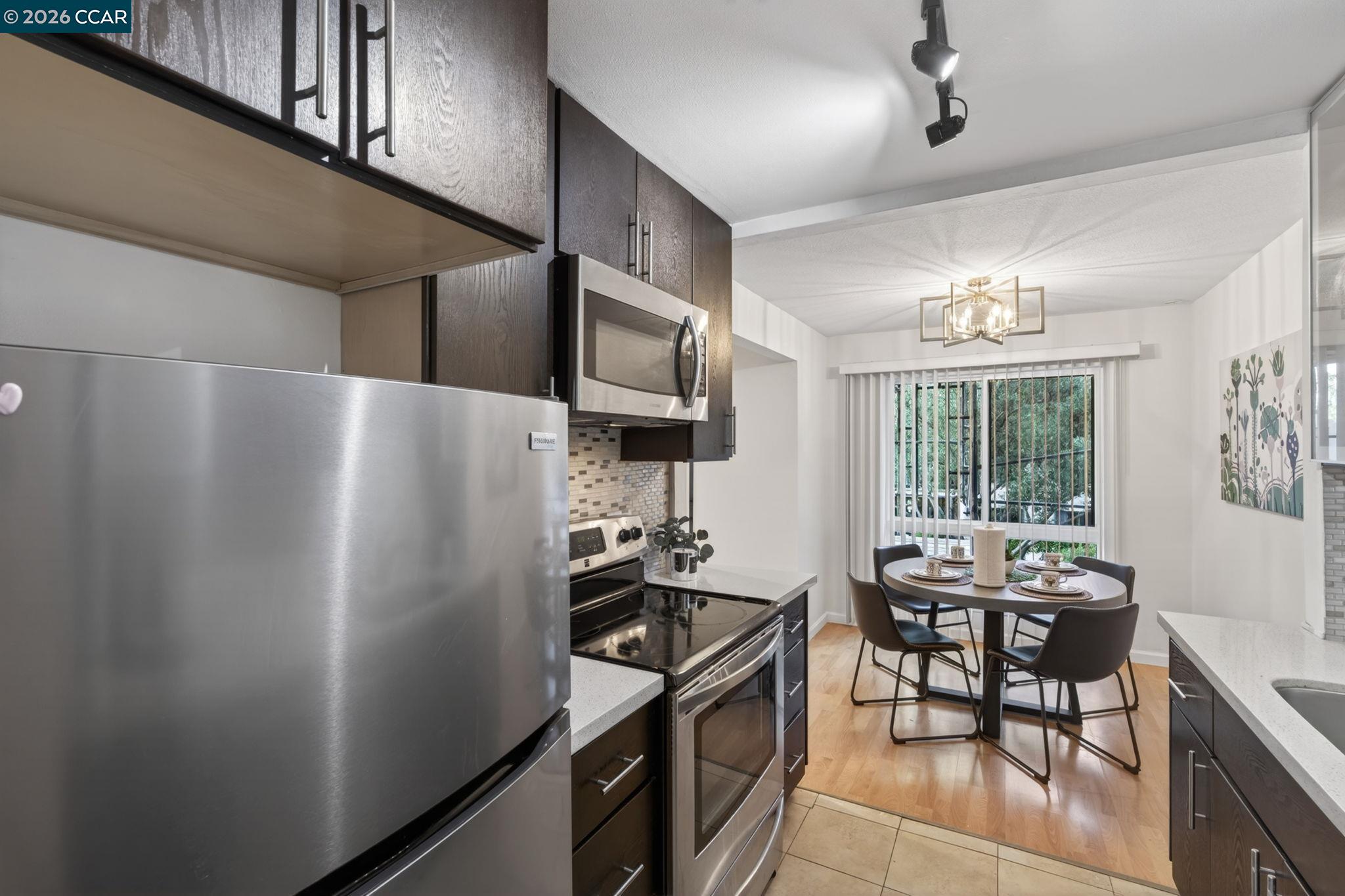 Photo #14: 41132937 Listing: Photo #14
