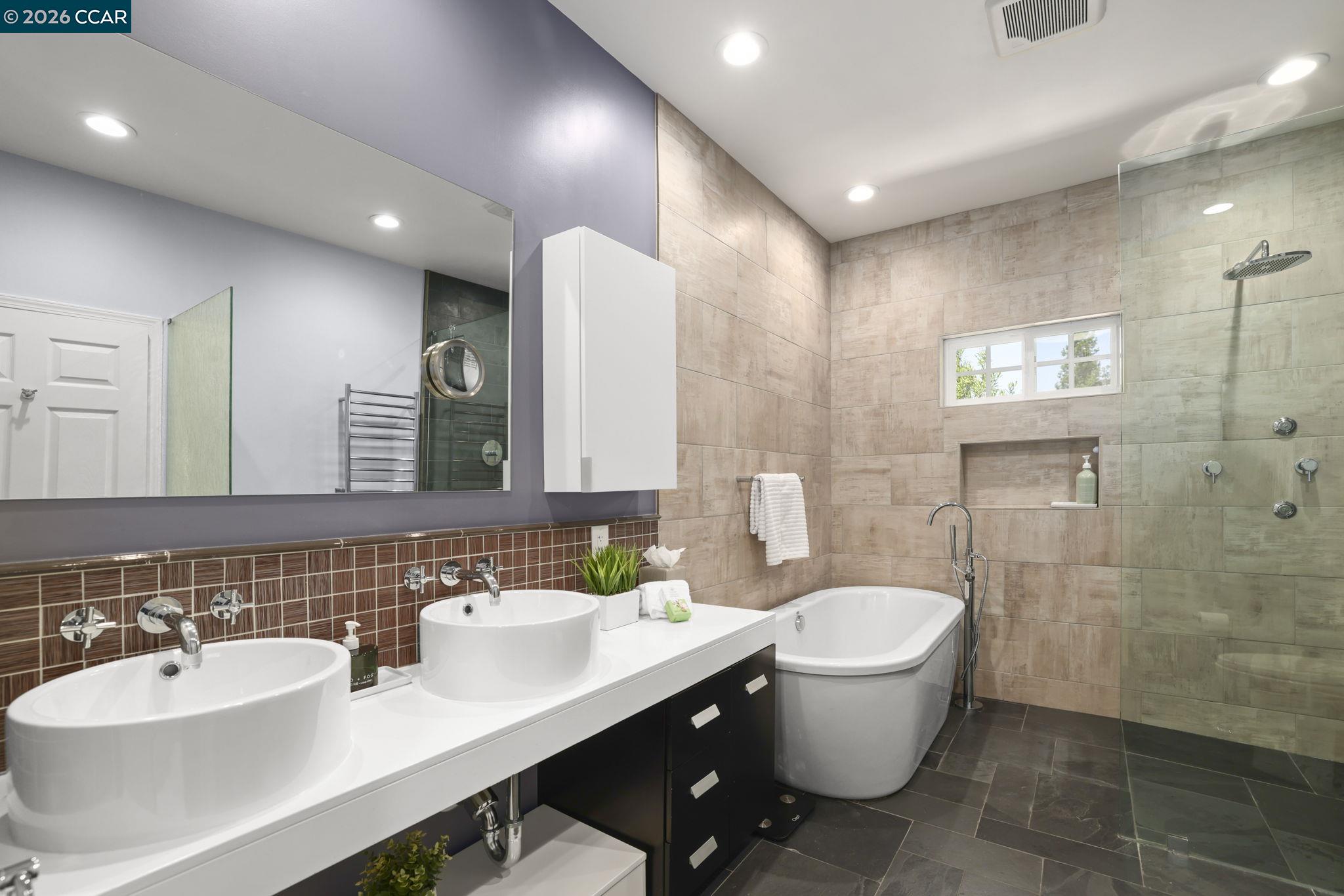 Photo #20: 41132946 Listing: Photo #20