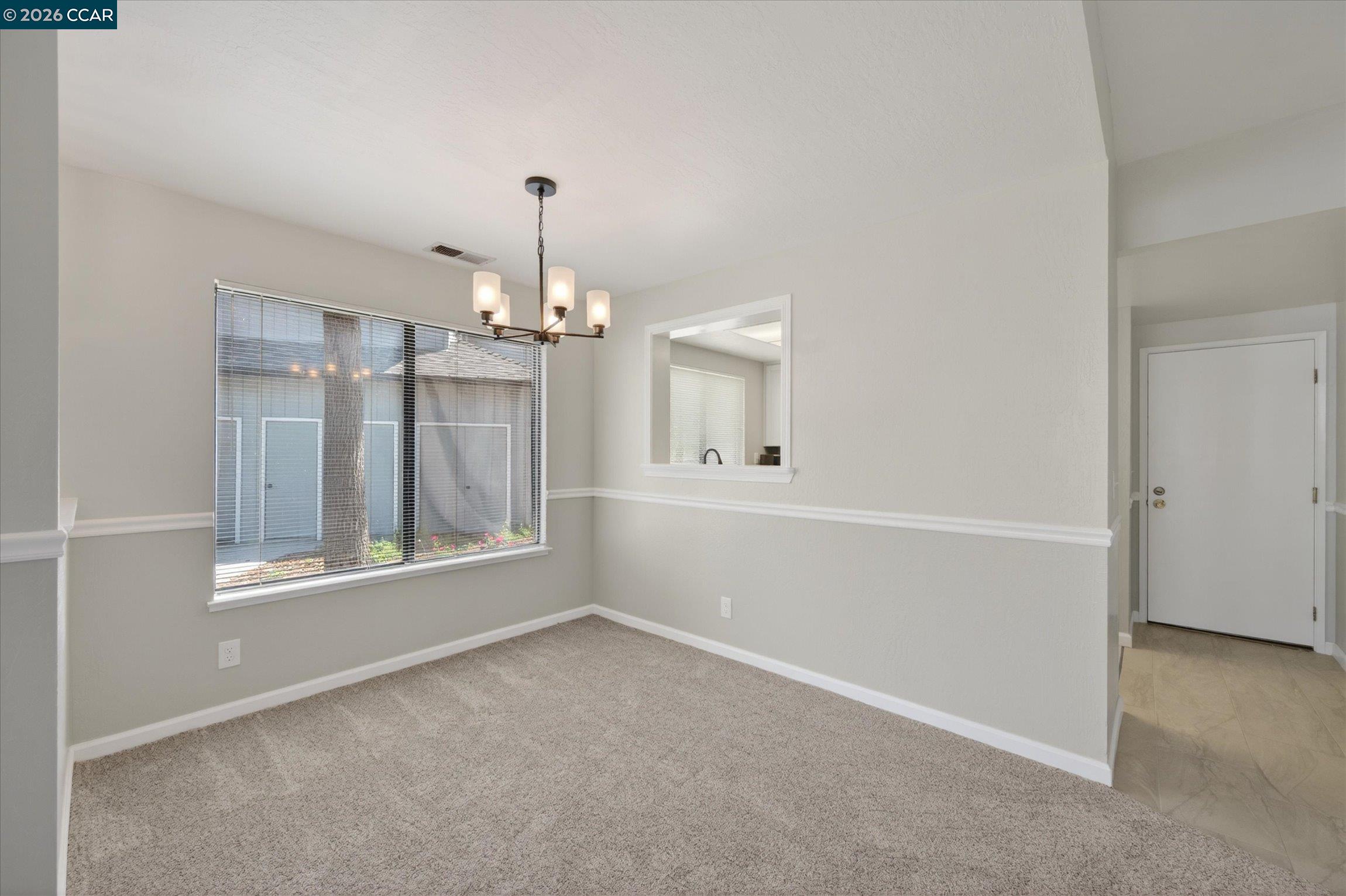 Photo #11: 41132951 Listing: Photo #11