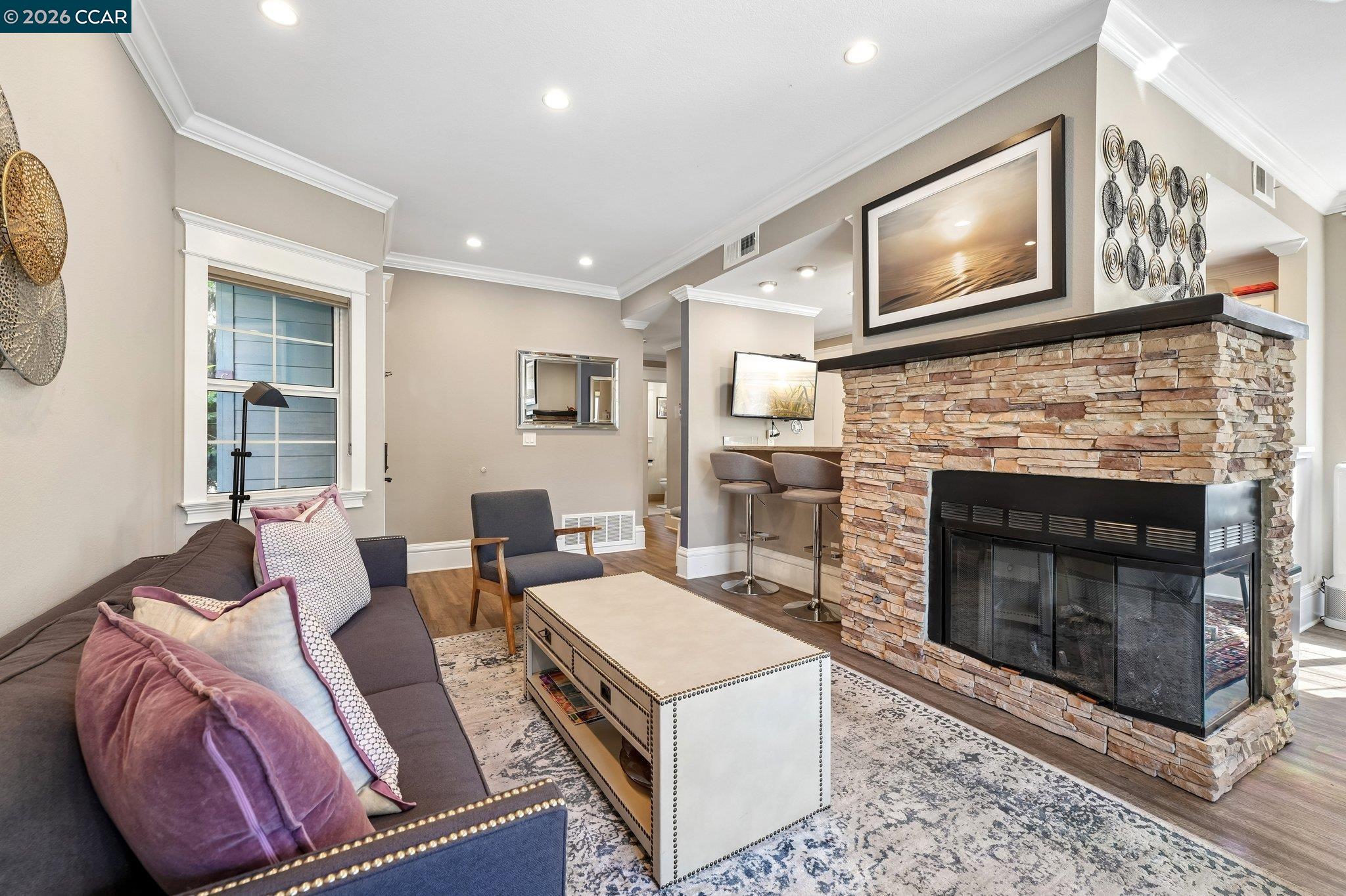 Photo #5: 41132953 Listing: Photo #5