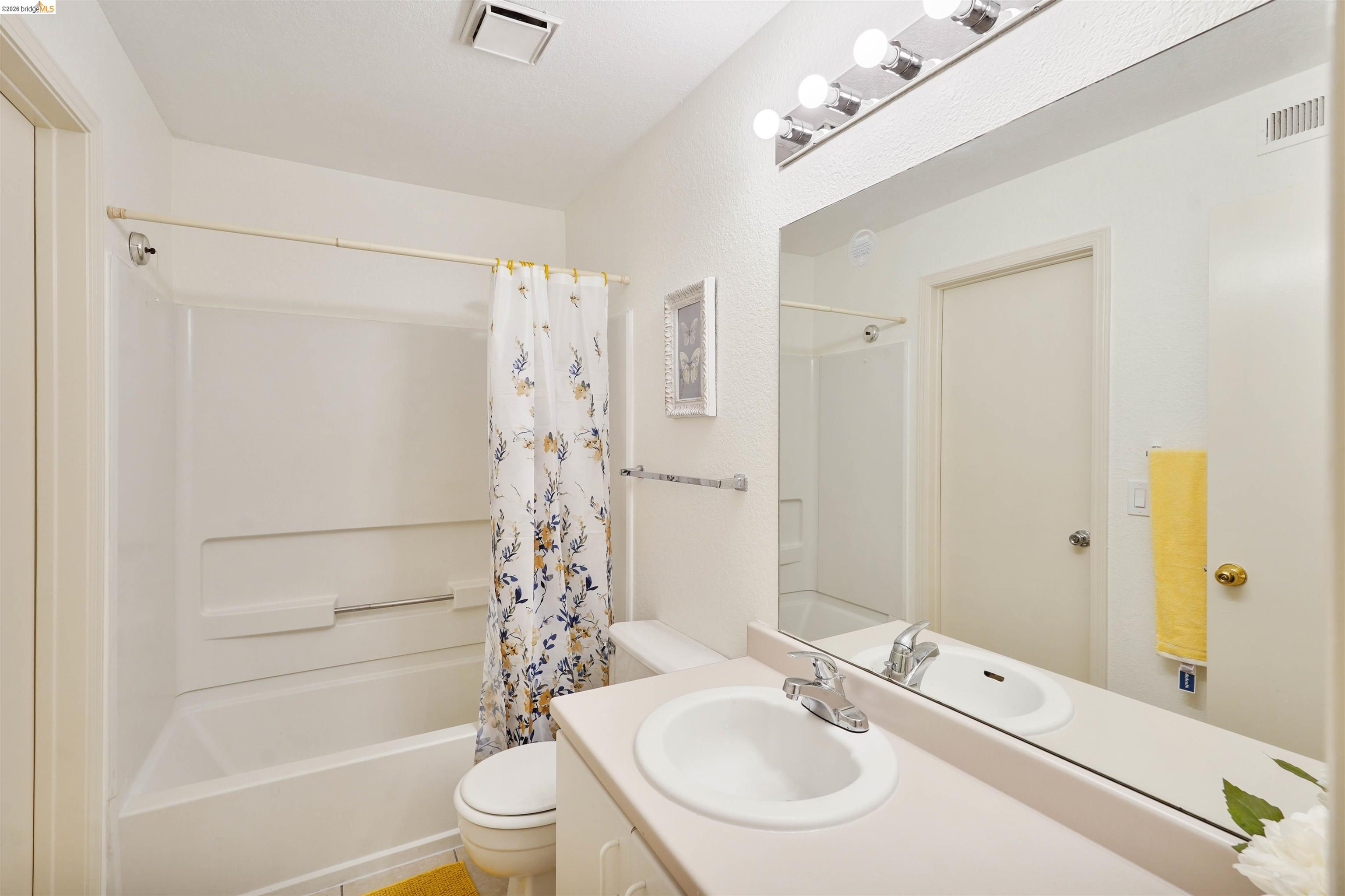 Photo #25: 41132957 Listing: Photo #25
