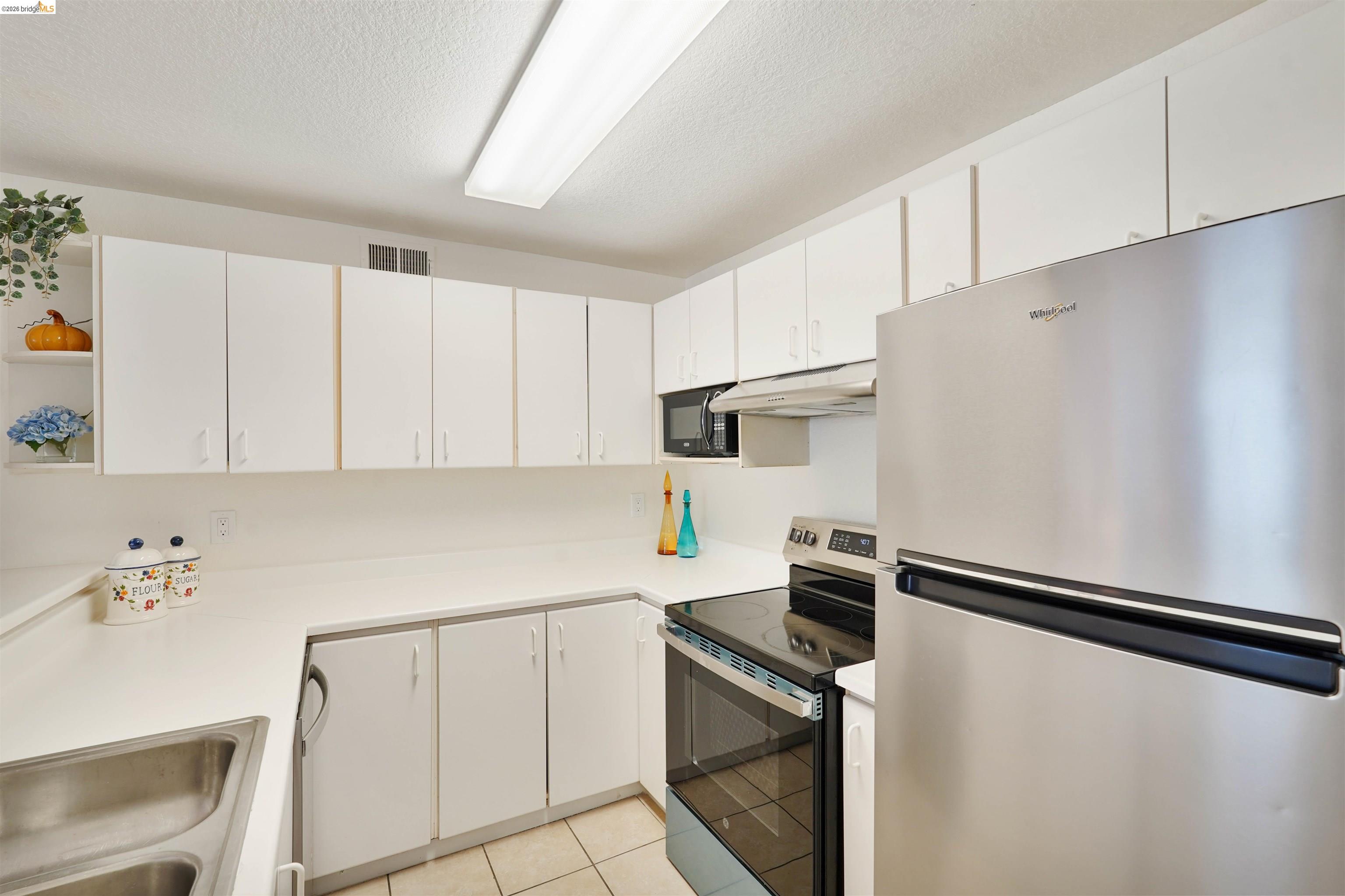 Photo #32: 41132957 Listing: Photo #32