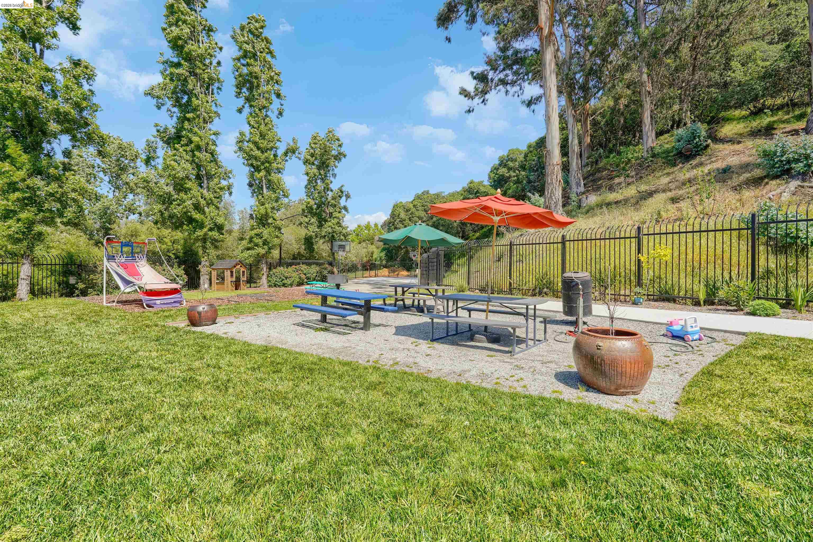 Photo #44: 41132957 Listing: Photo #44