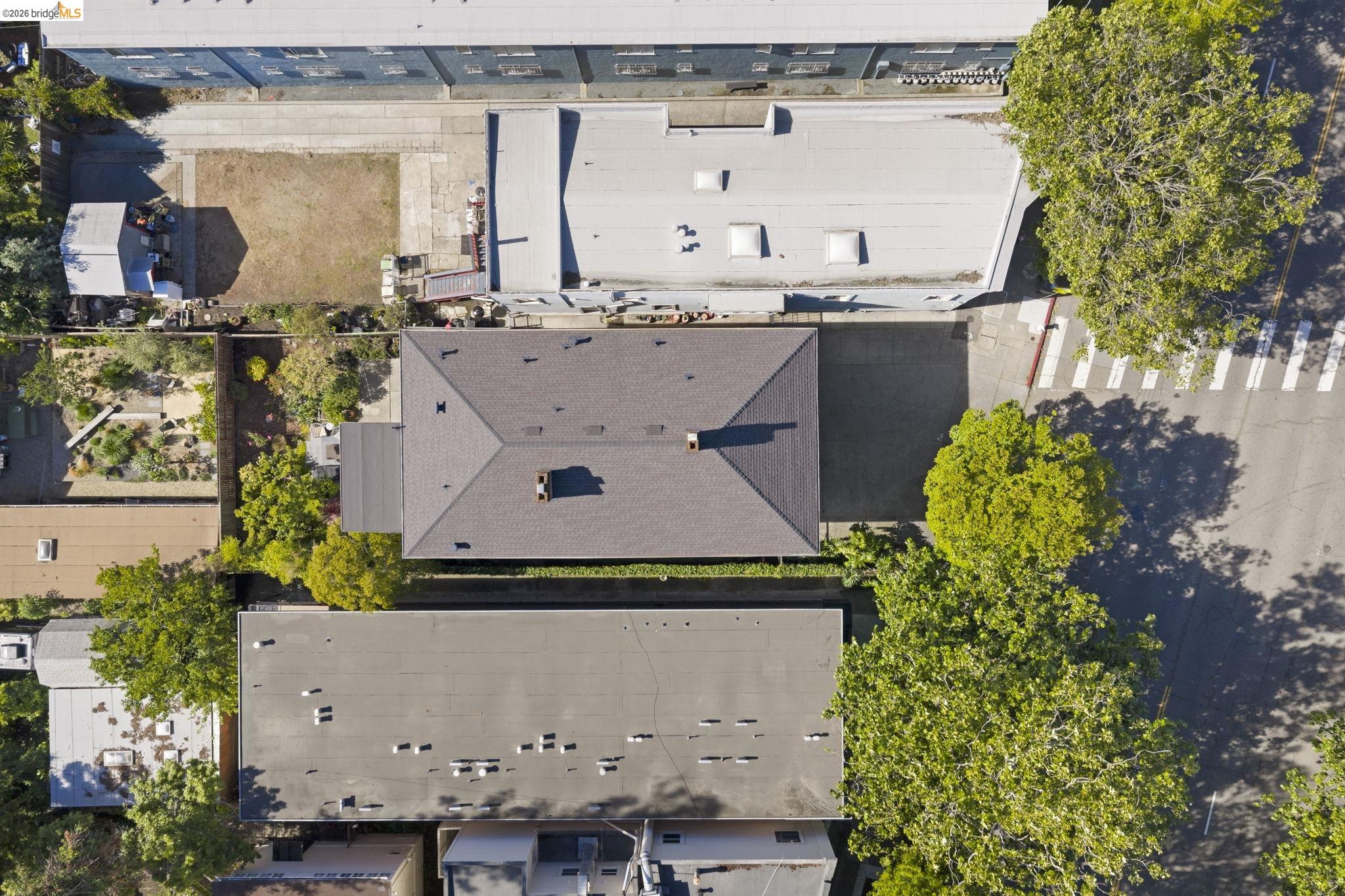 6437 Telegraph Ave, Oakland CA 94609 — photo 38