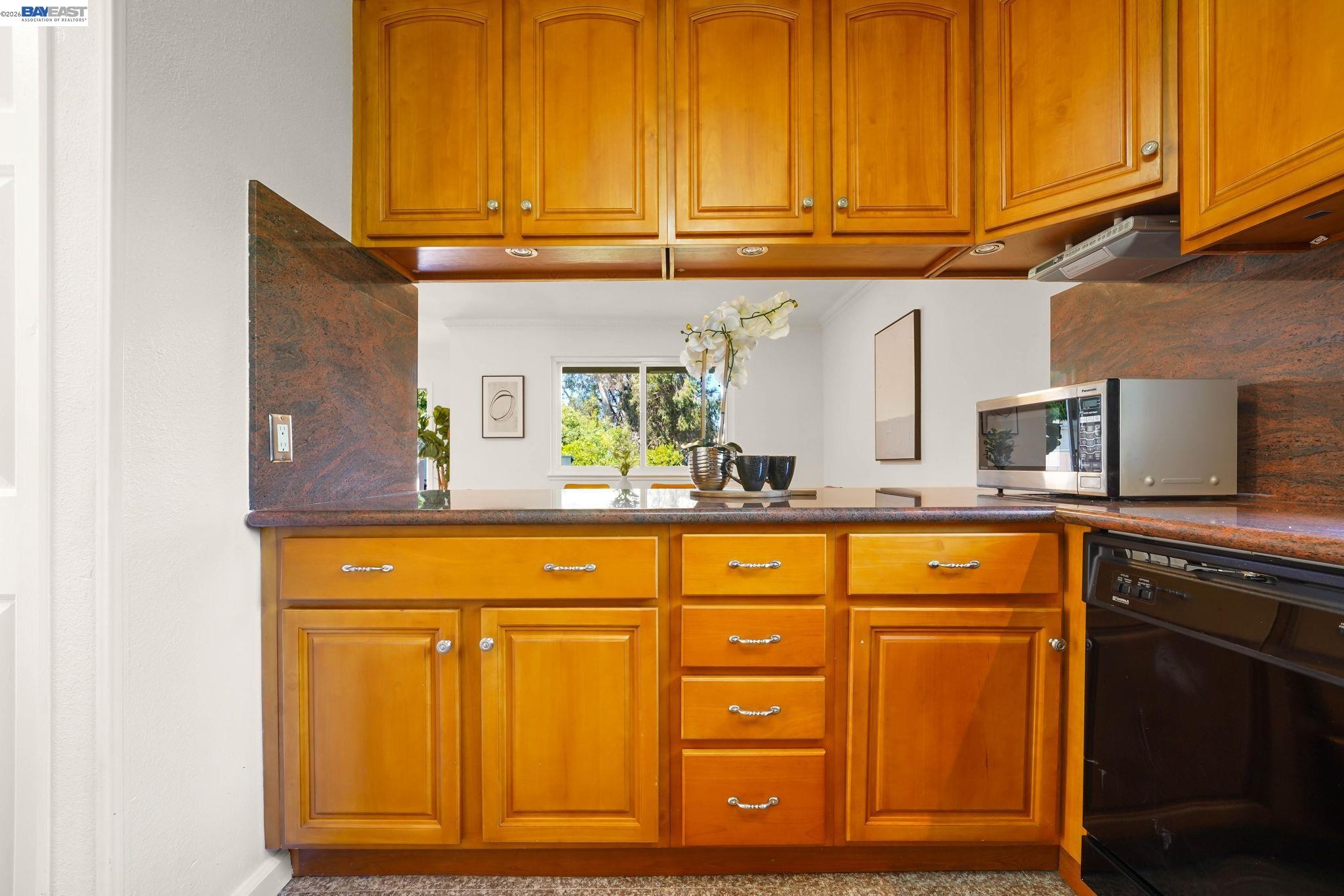Photo #10: 41132981 Listing: Photo #10