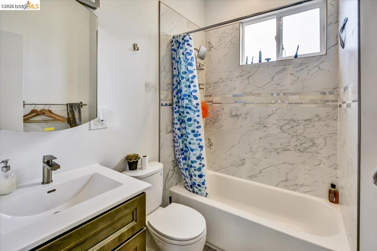 832 7th Ave, Oakland CA 94606 — photo 42