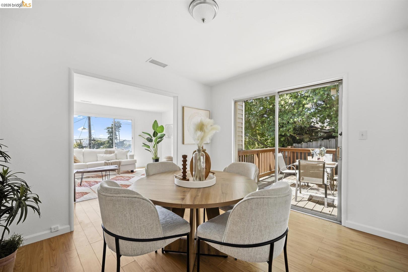 6914 Outlook Ave, Oakland CA 94605 — photo 14