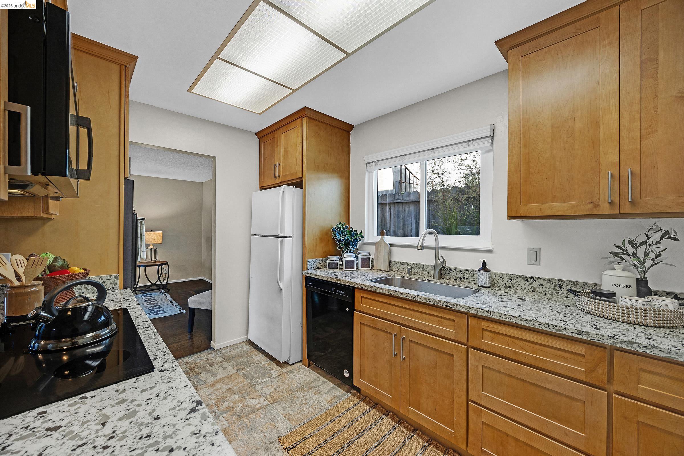970 Kittery Way, Pinole, CA, 94564