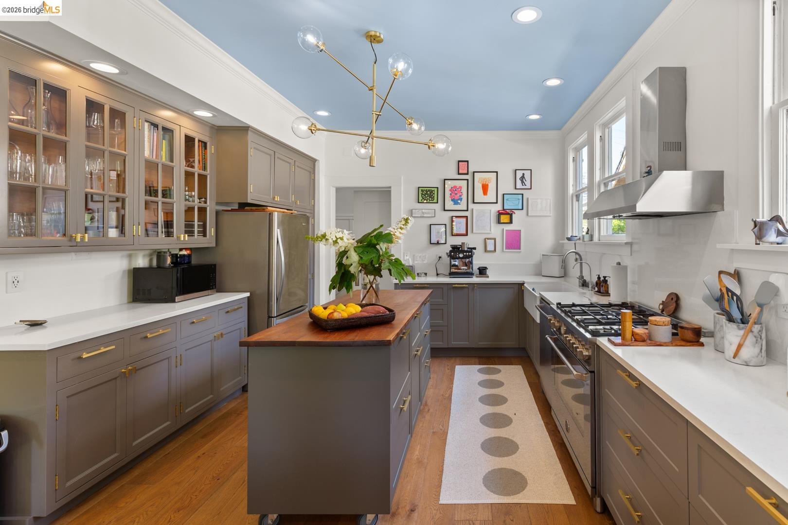 6434 REGENT ST, OAKLAND, CA 94618  Photo 13