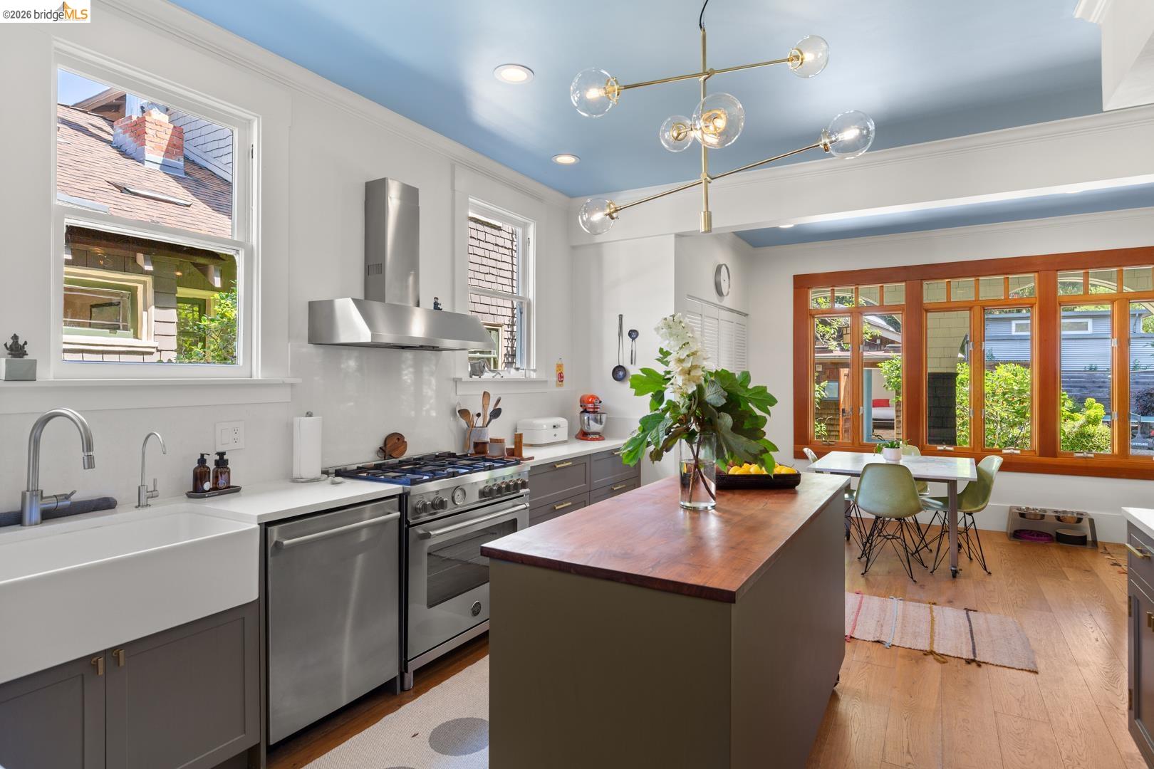 6434 REGENT ST, OAKLAND, CA 94618  Photo 17