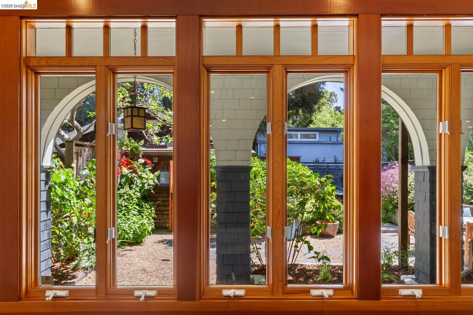 6434 REGENT ST, OAKLAND, CA 94618  Photo 19