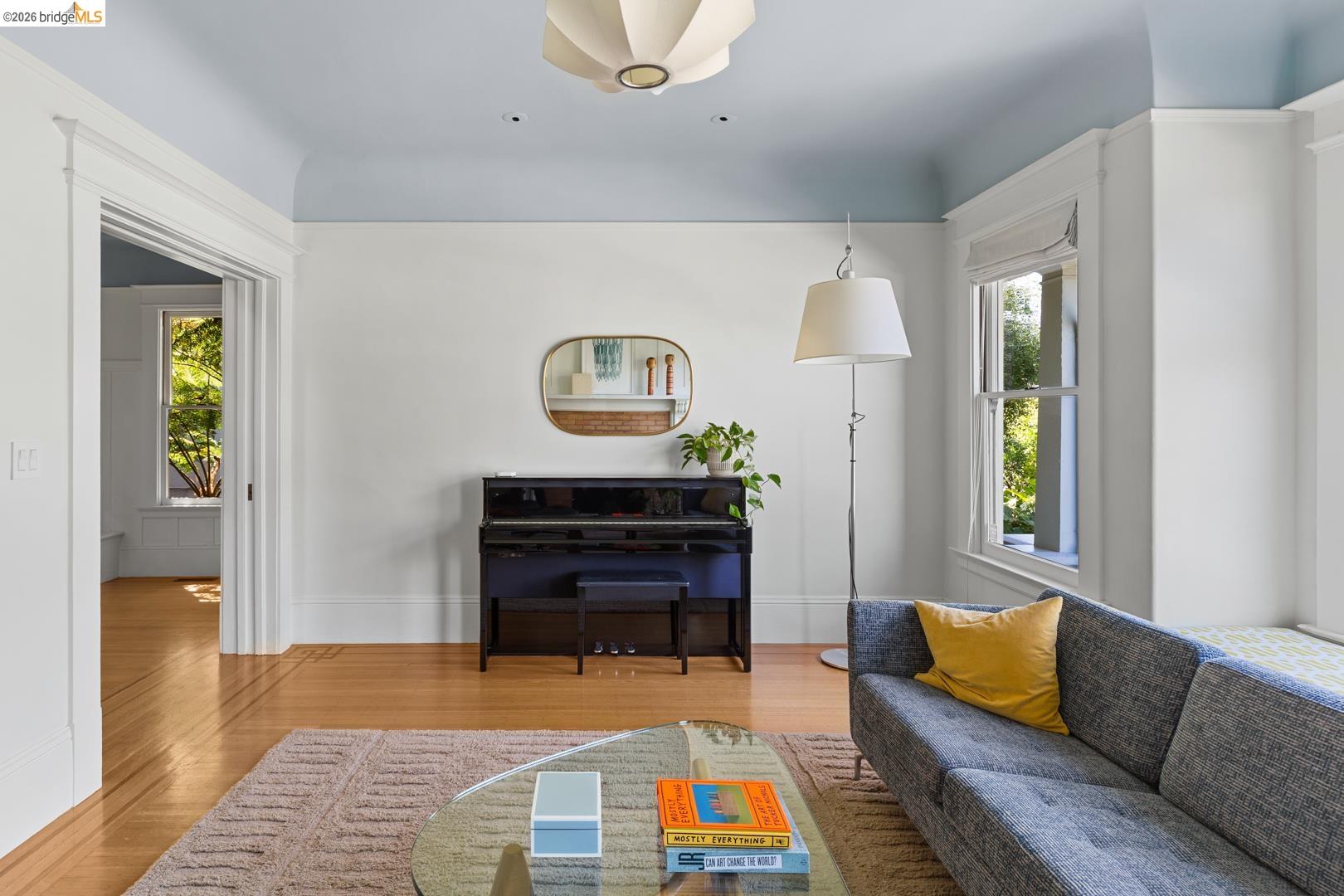 6434 REGENT ST, OAKLAND, CA 94618  Photo 8