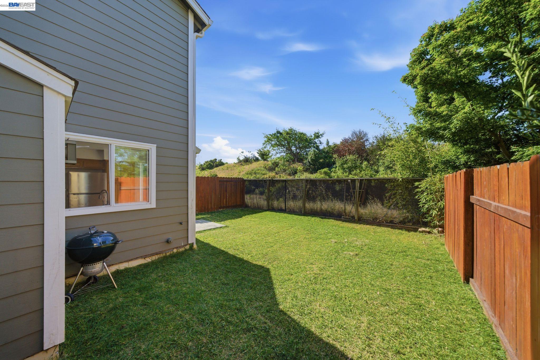 227 Clearpointe Drive, Vallejo CA 94591 — photo 26