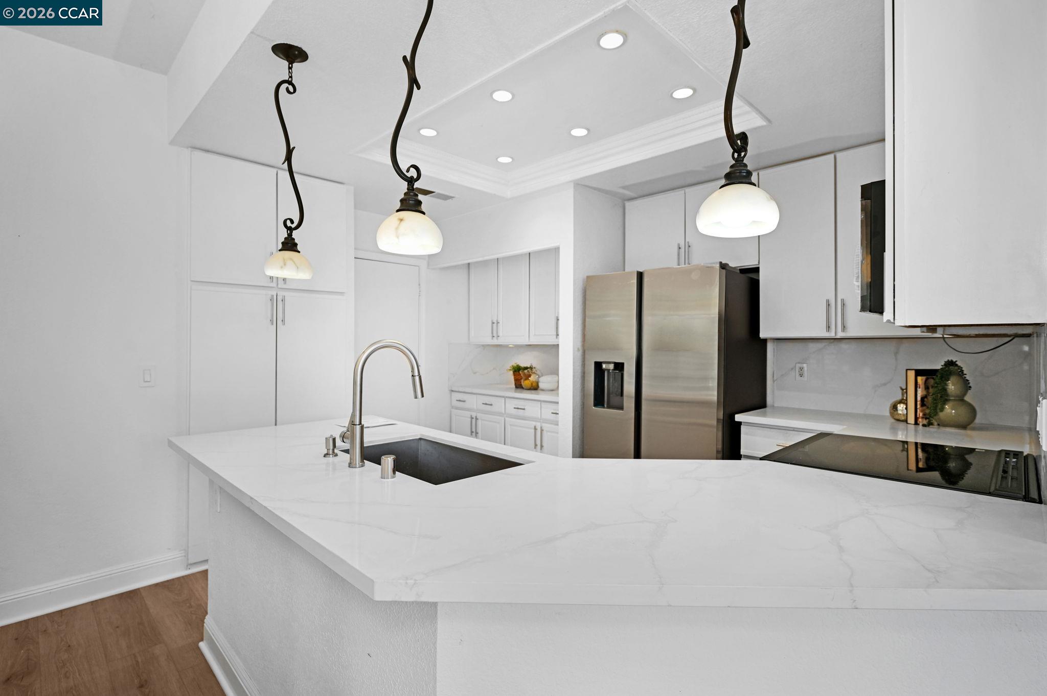 Photo #8: 41133075 Listing: Photo #8