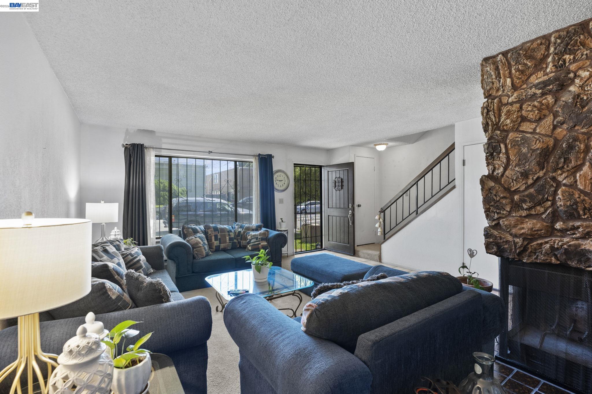 Photo #8: 41133087 Listing: Photo #8
