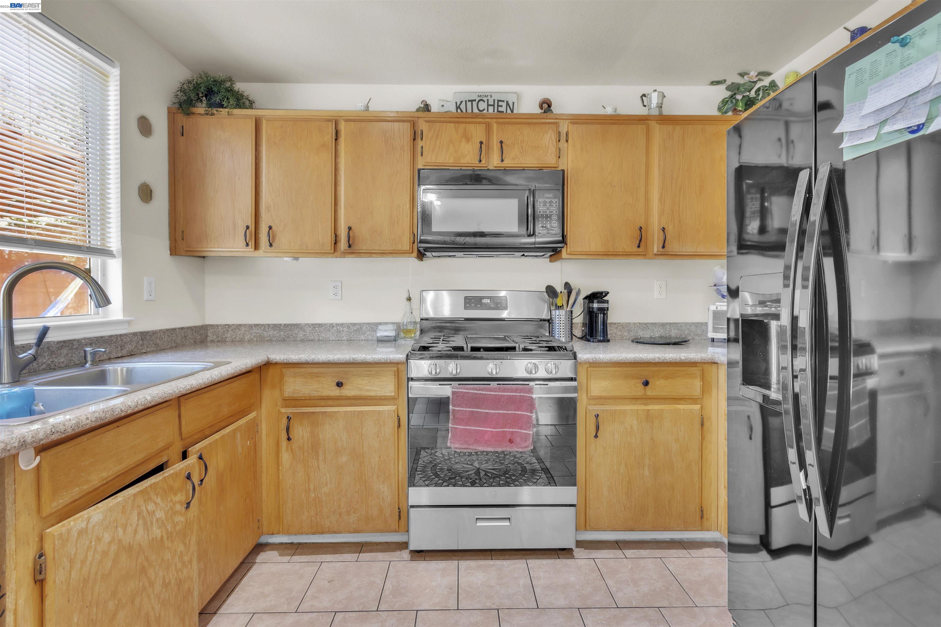 5059 Glenhollow Way, Antioch CA 94531 — photo 9