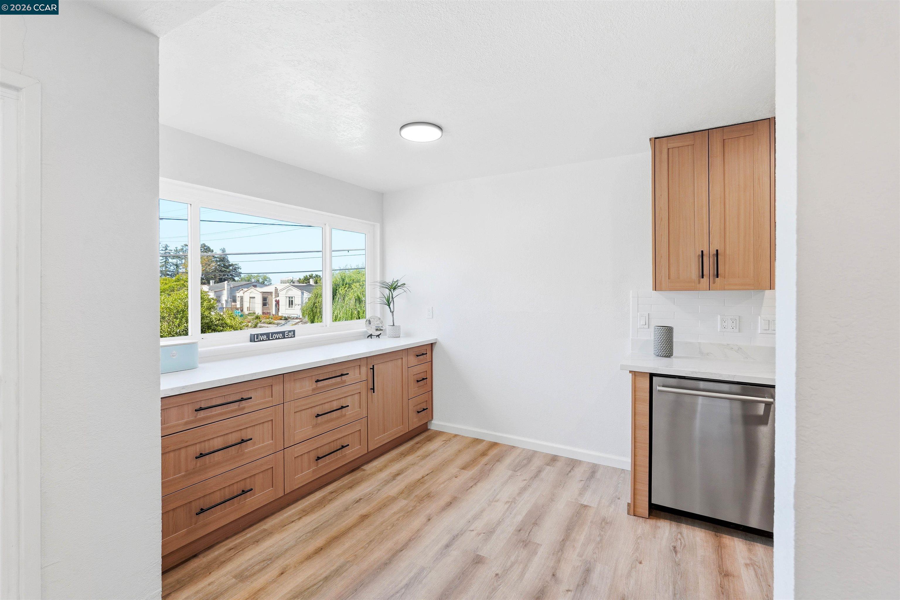 Photo #12: 41133107 Listing: Photo #12
