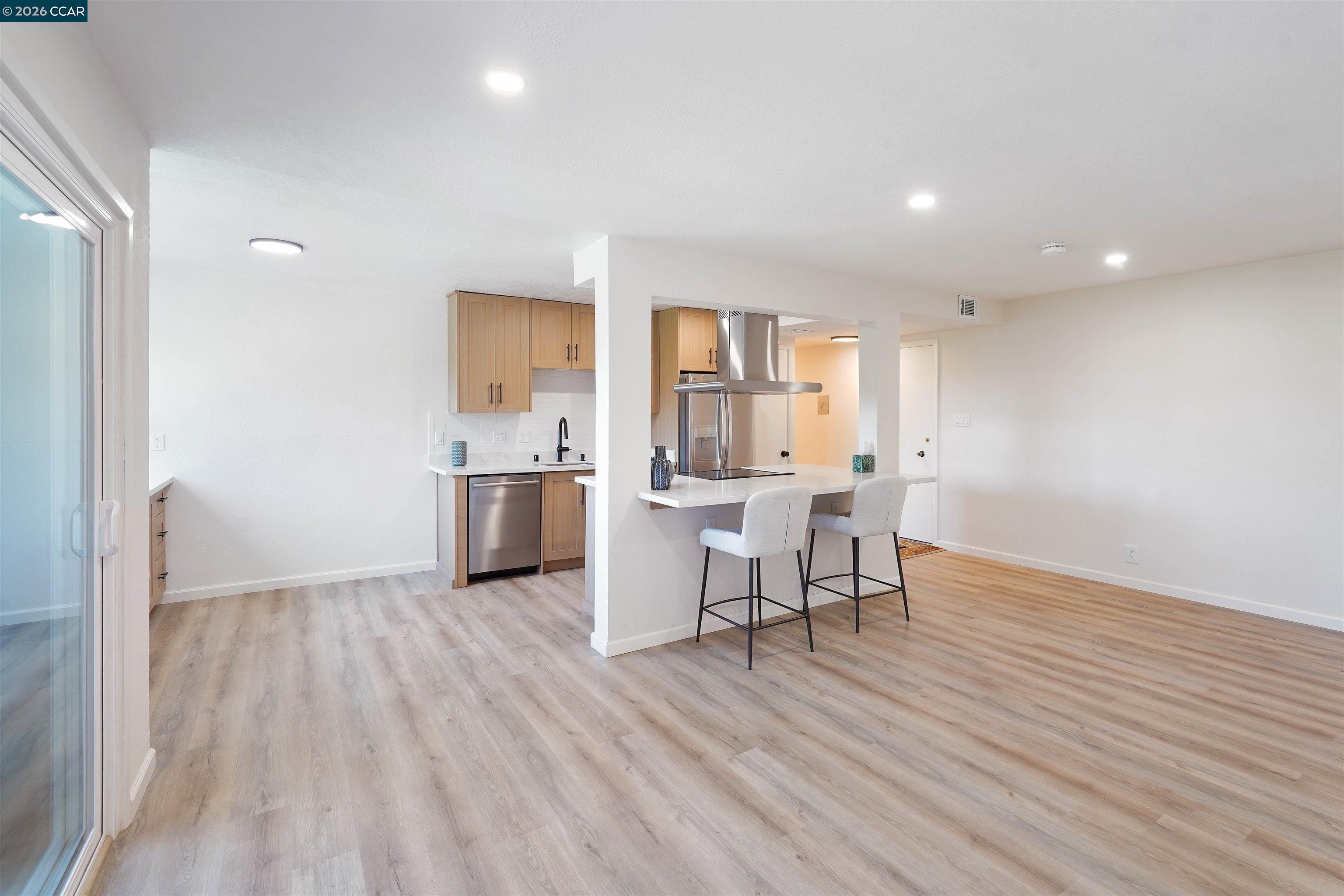Photo #10: 41133107 Listing: Photo #10