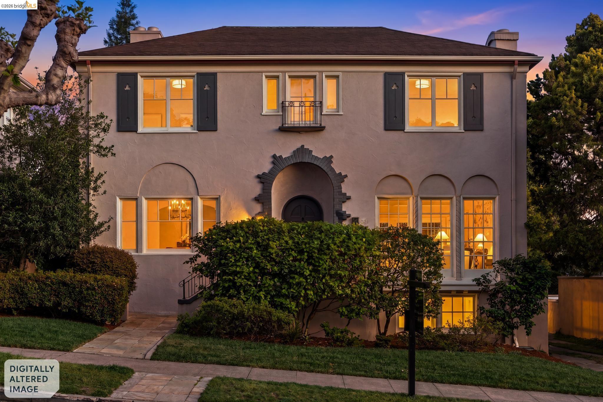 1021 Longridge Rd